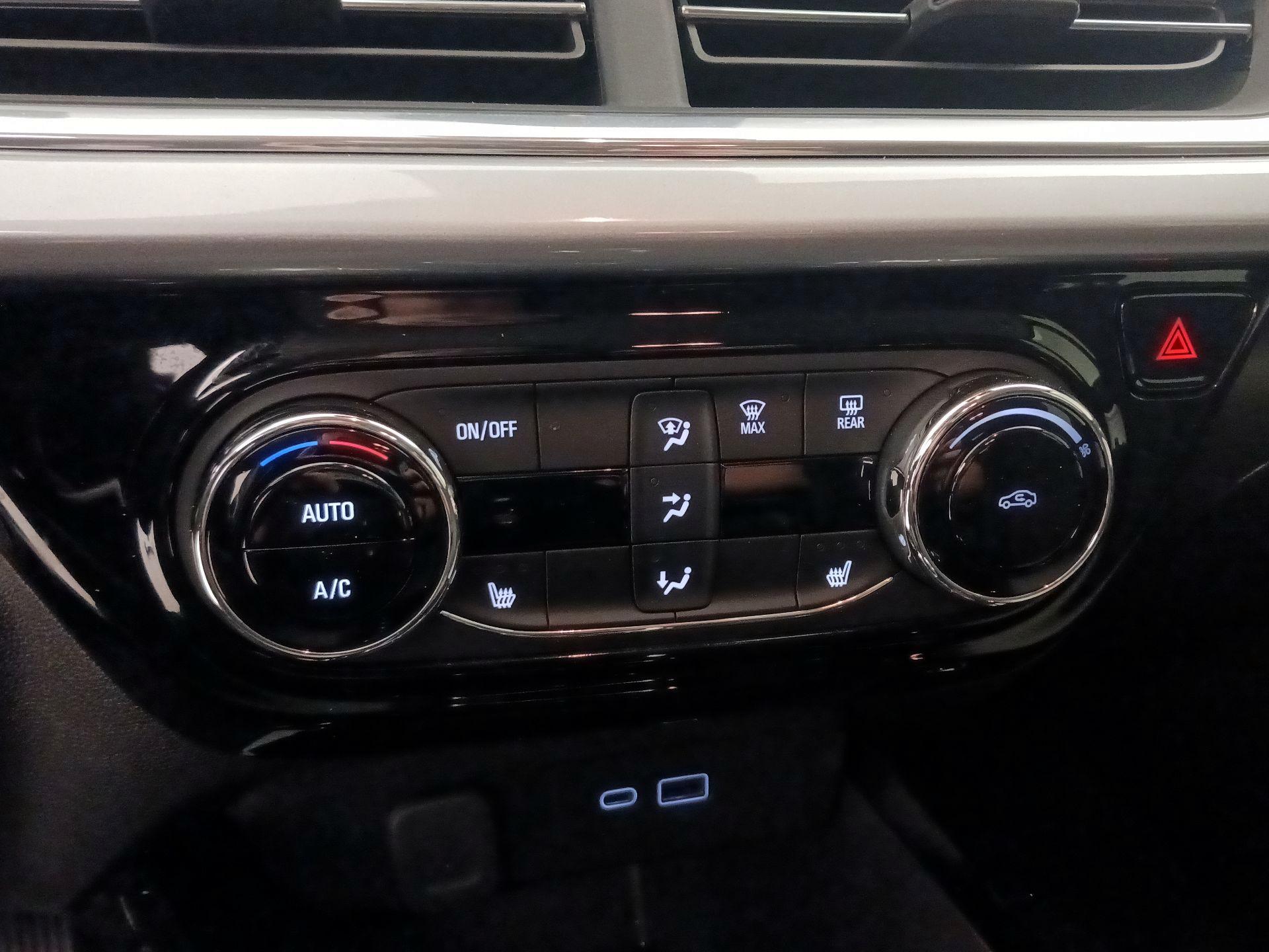 Thumbnail: 2024 Chevrolet Trax - 16