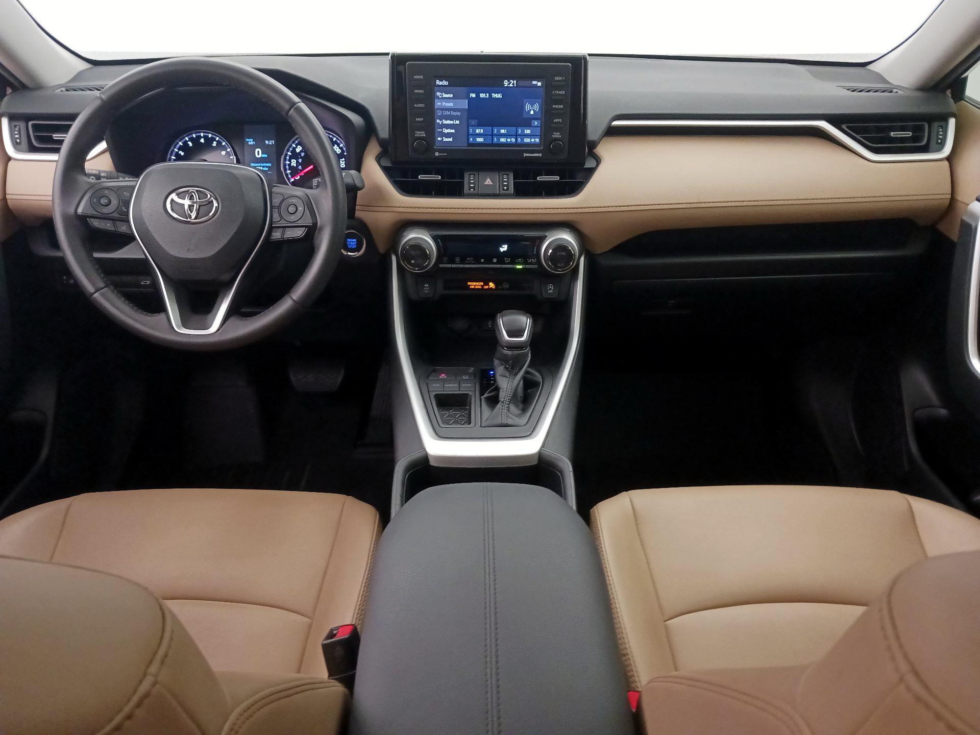 Thumbnail: 2022 Toyota RAV4 - 9