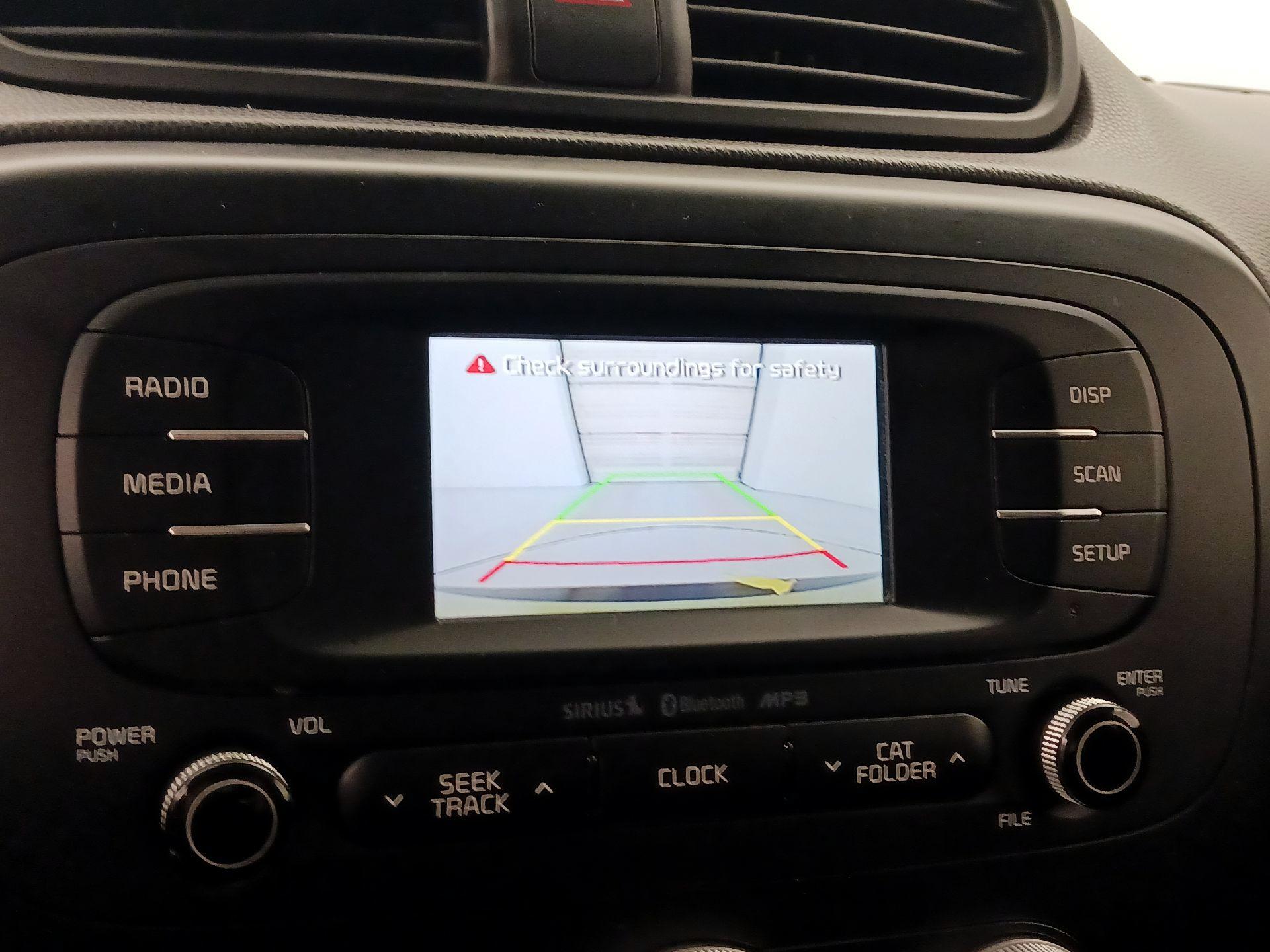 Thumbnail: 2016 Kia Soul - 14