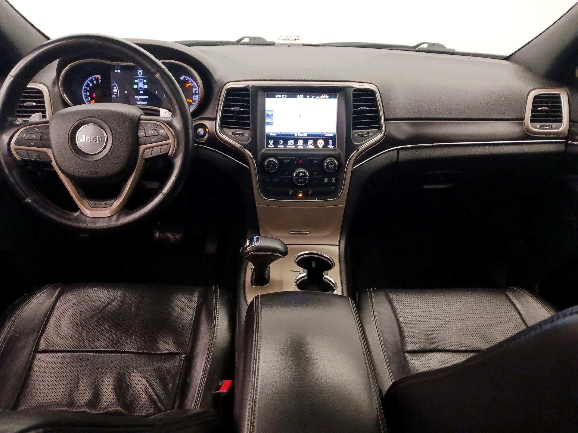 Thumbnail: 2015 Jeep Grand Cherokee - 9