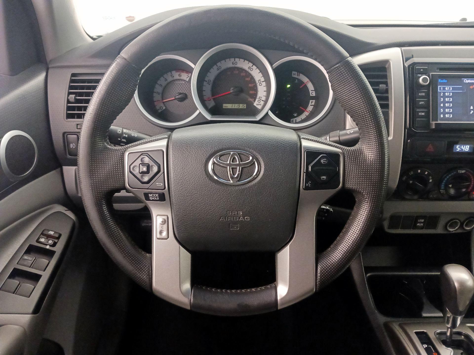 Thumbnail: 2014 Toyota Tacoma - 10