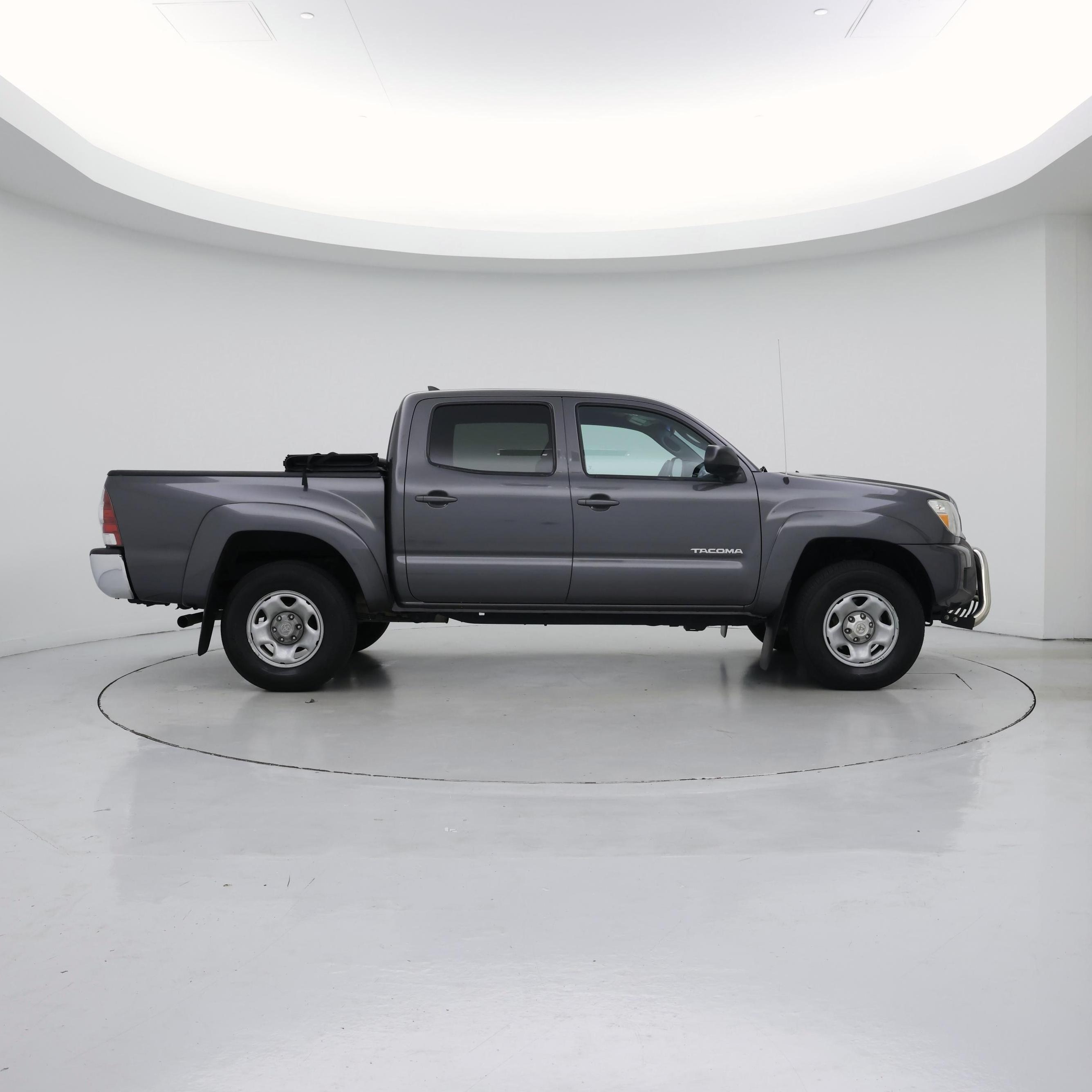 Thumbnail: 2014 Toyota Tacoma - 7