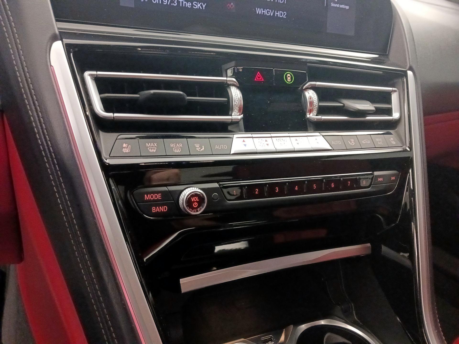 Thumbnail: 2020 BMW 8 Series - 16