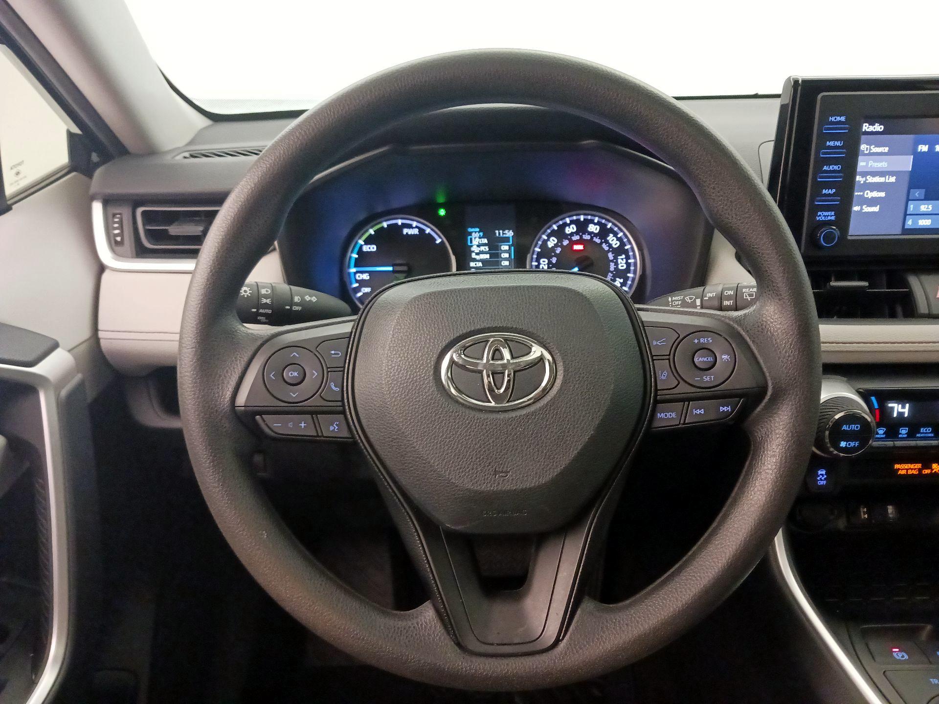 Thumbnail: 2019 Toyota RAV4 - 10