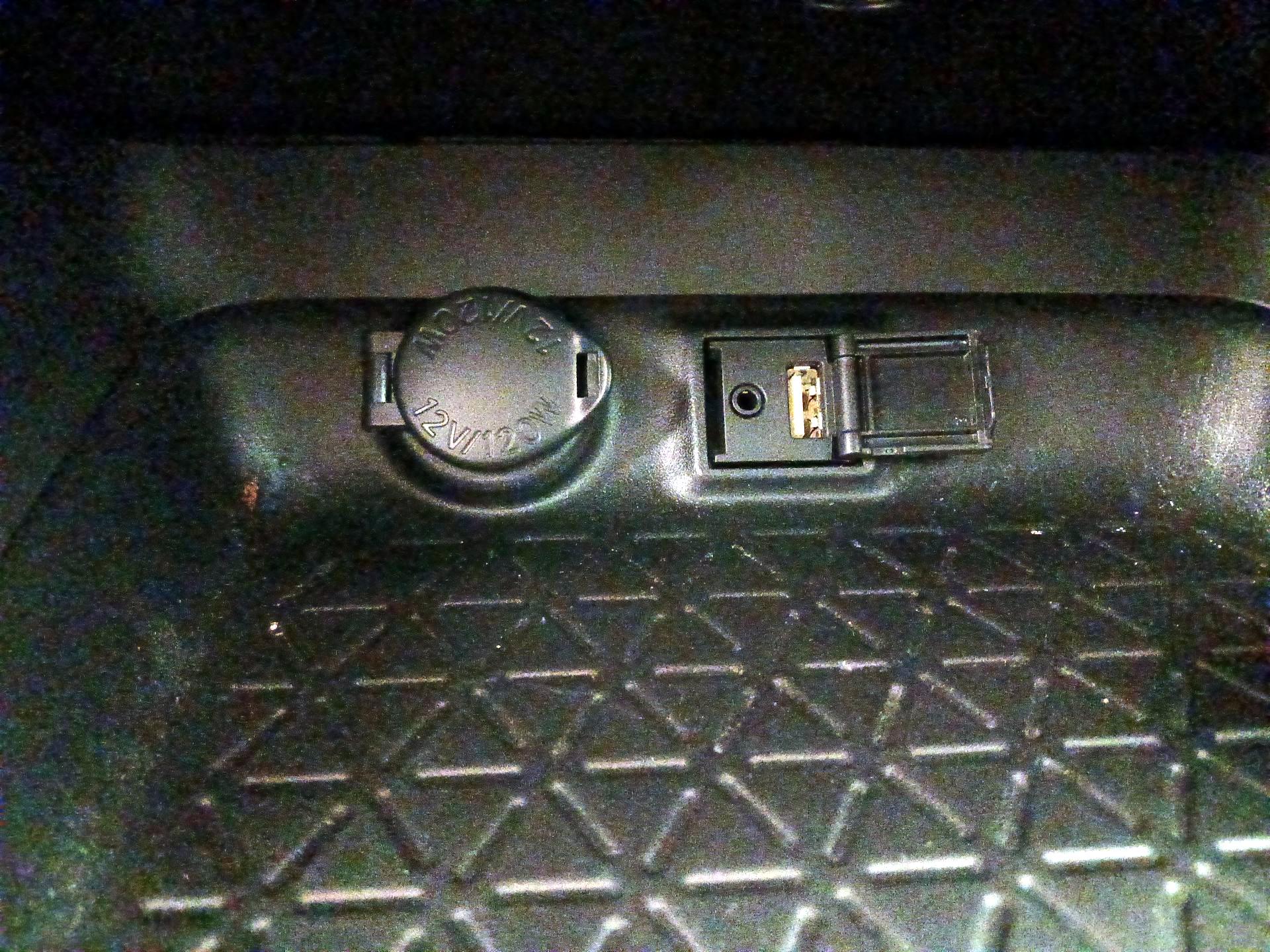 Thumbnail: 2019 Toyota RAV4 - 18