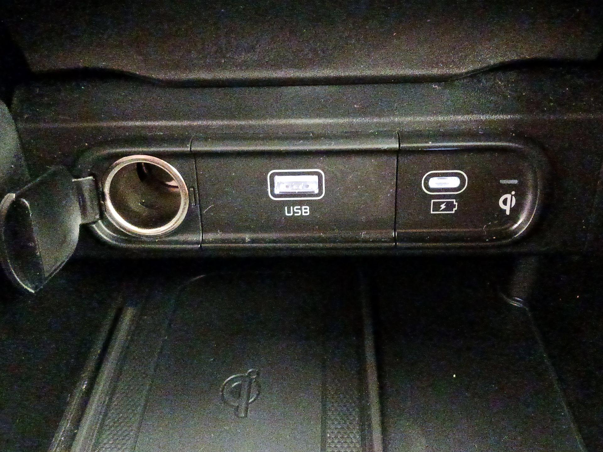 Thumbnail: 2025 Kia Telluride - 19