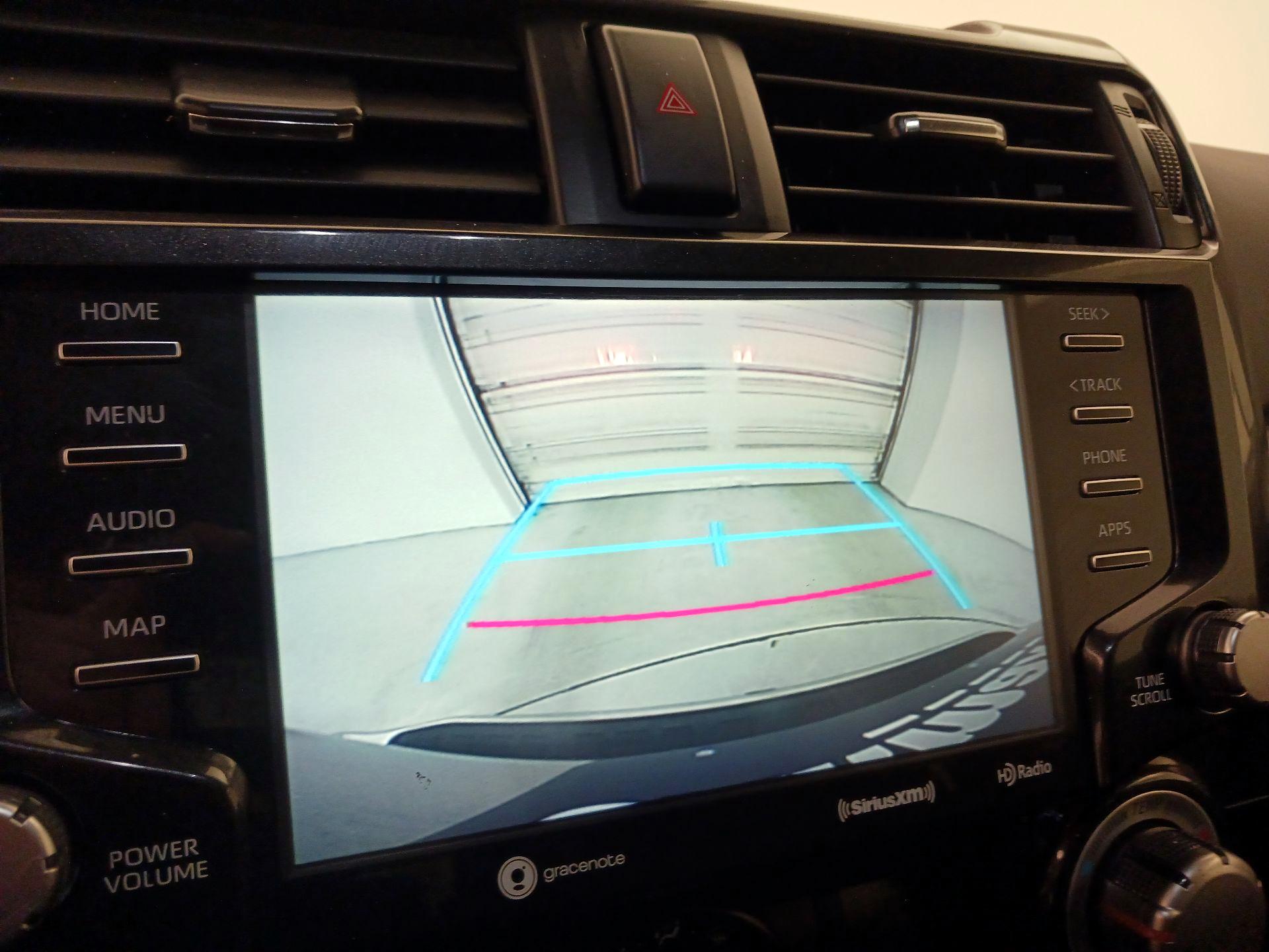 Thumbnail: 2021 Toyota 4Runner - 15