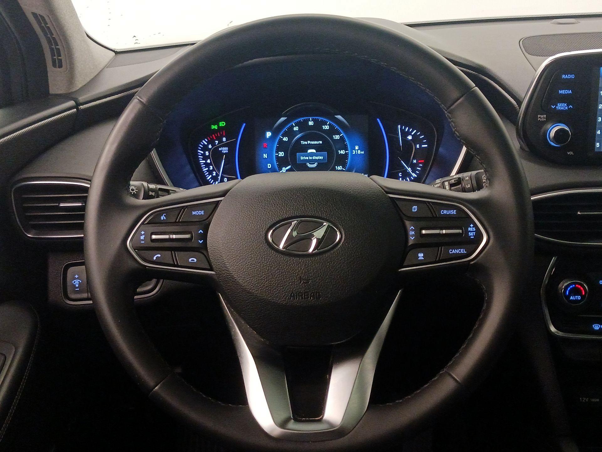 Thumbnail: 2019 Hyundai Santa Fe - 10