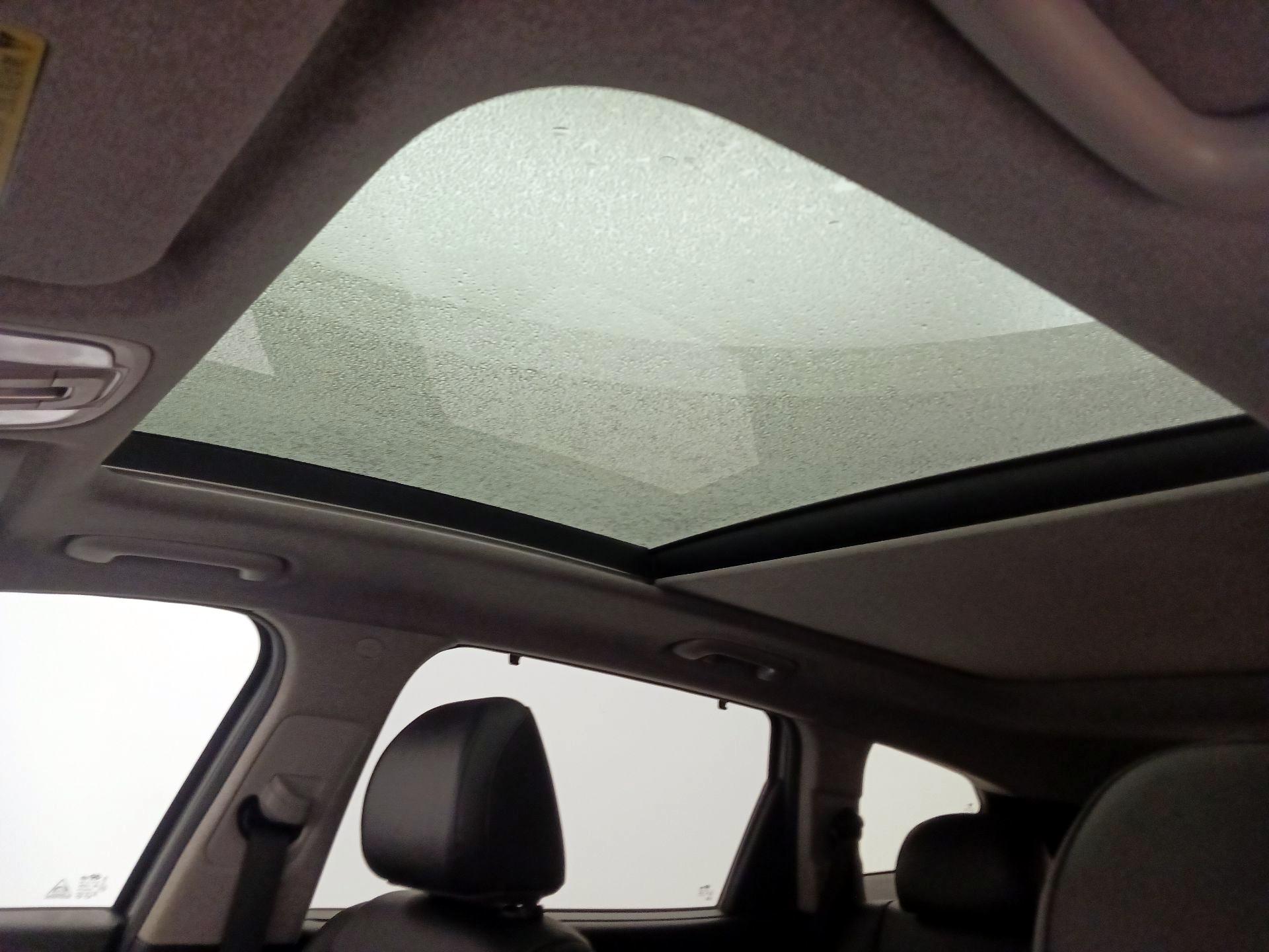 Thumbnail: 2019 Hyundai Santa Fe - 19