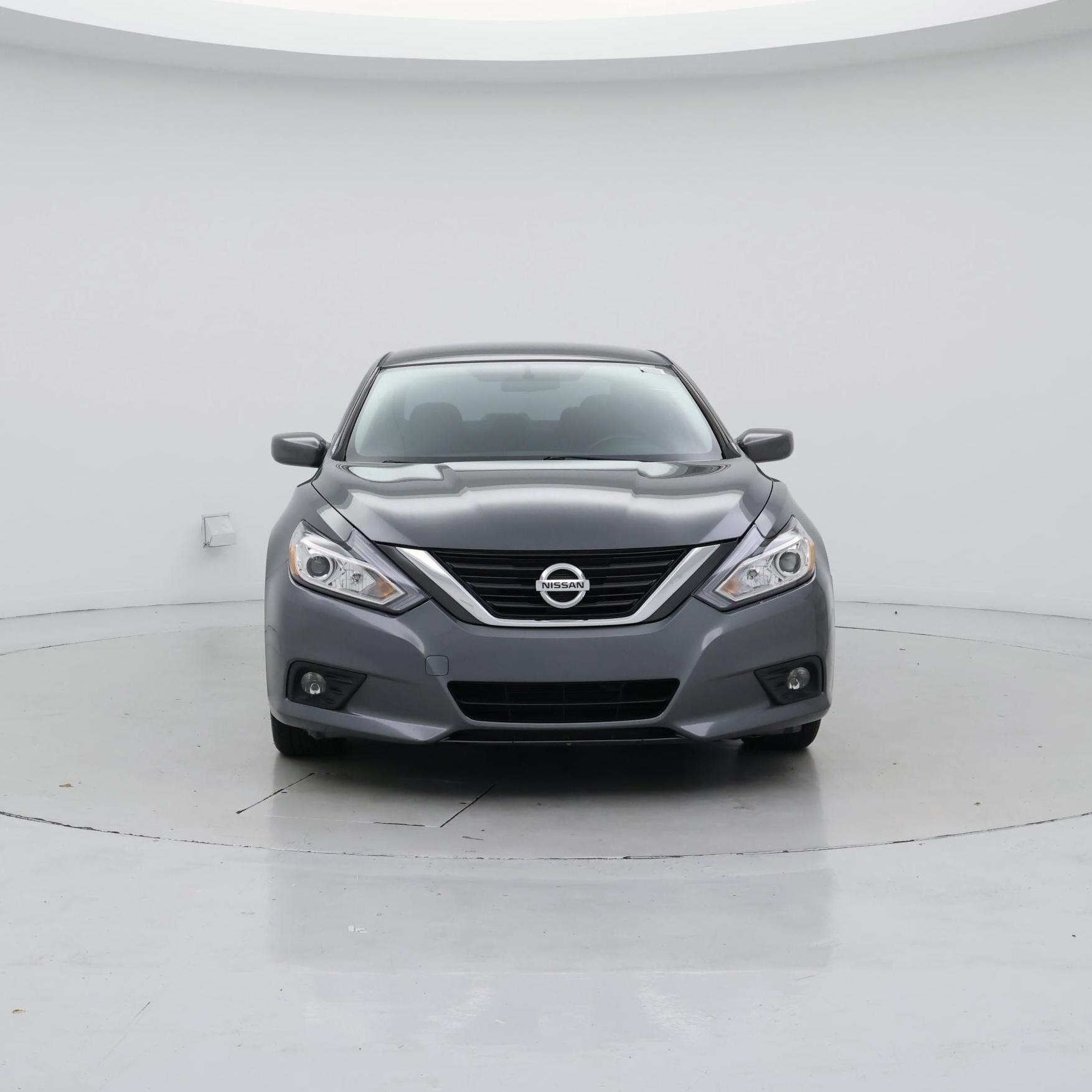 Thumbnail: 2017 Nissan Altima - 5