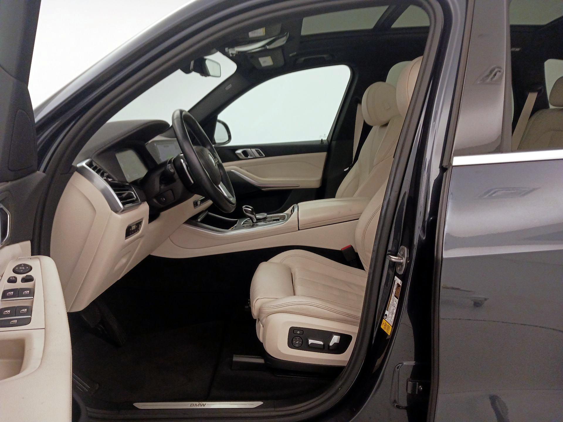 Thumbnail: 2022 BMW X5 - 11