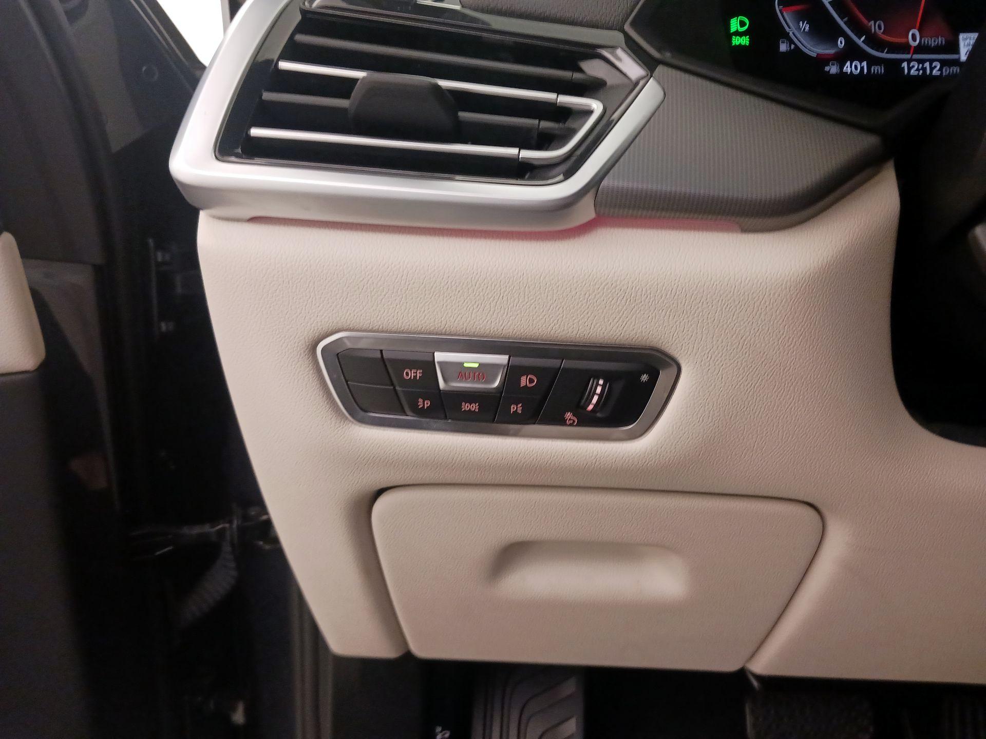 Thumbnail: 2022 BMW X5 - 13