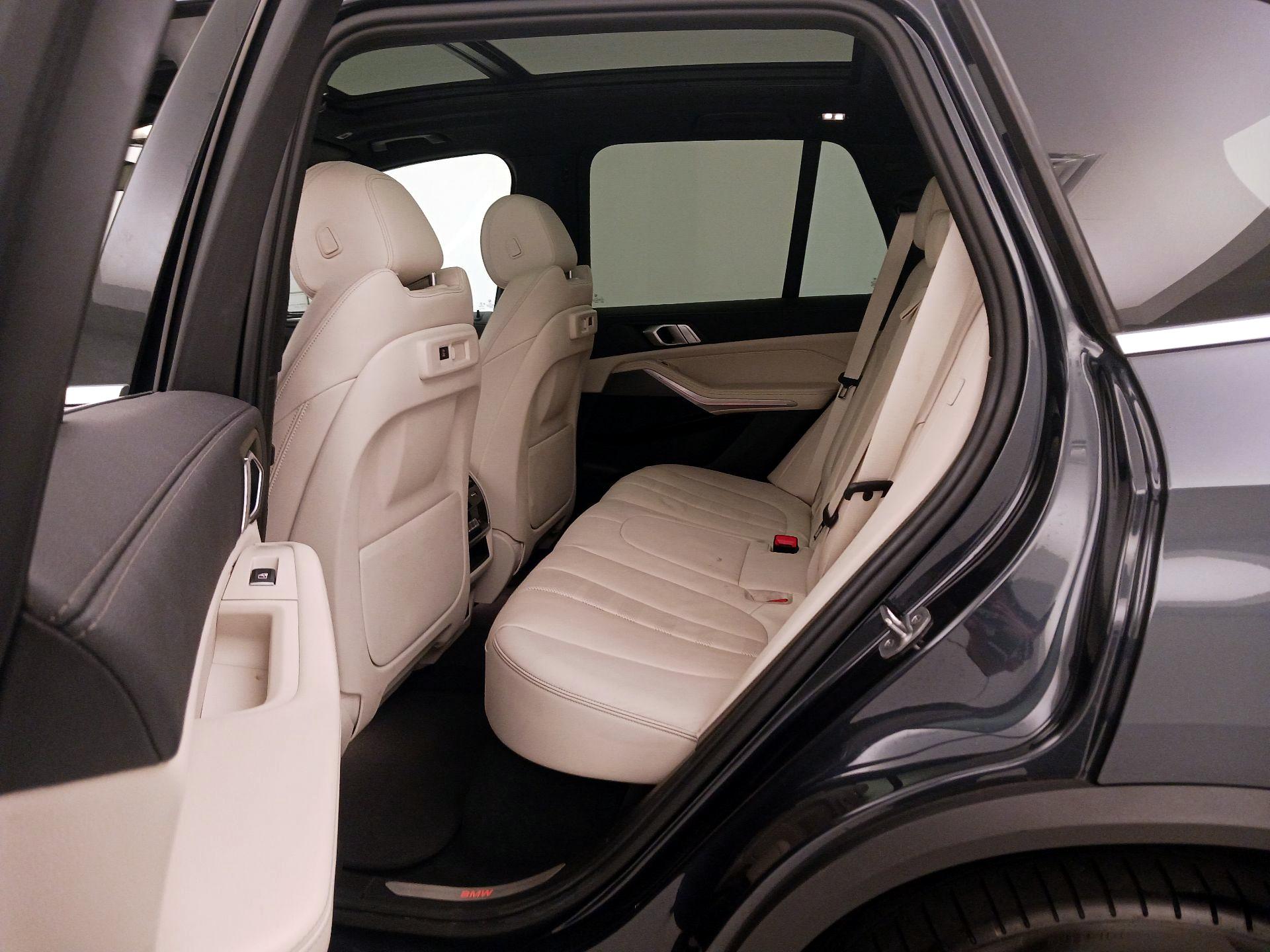 Thumbnail: 2022 BMW X5 - 20