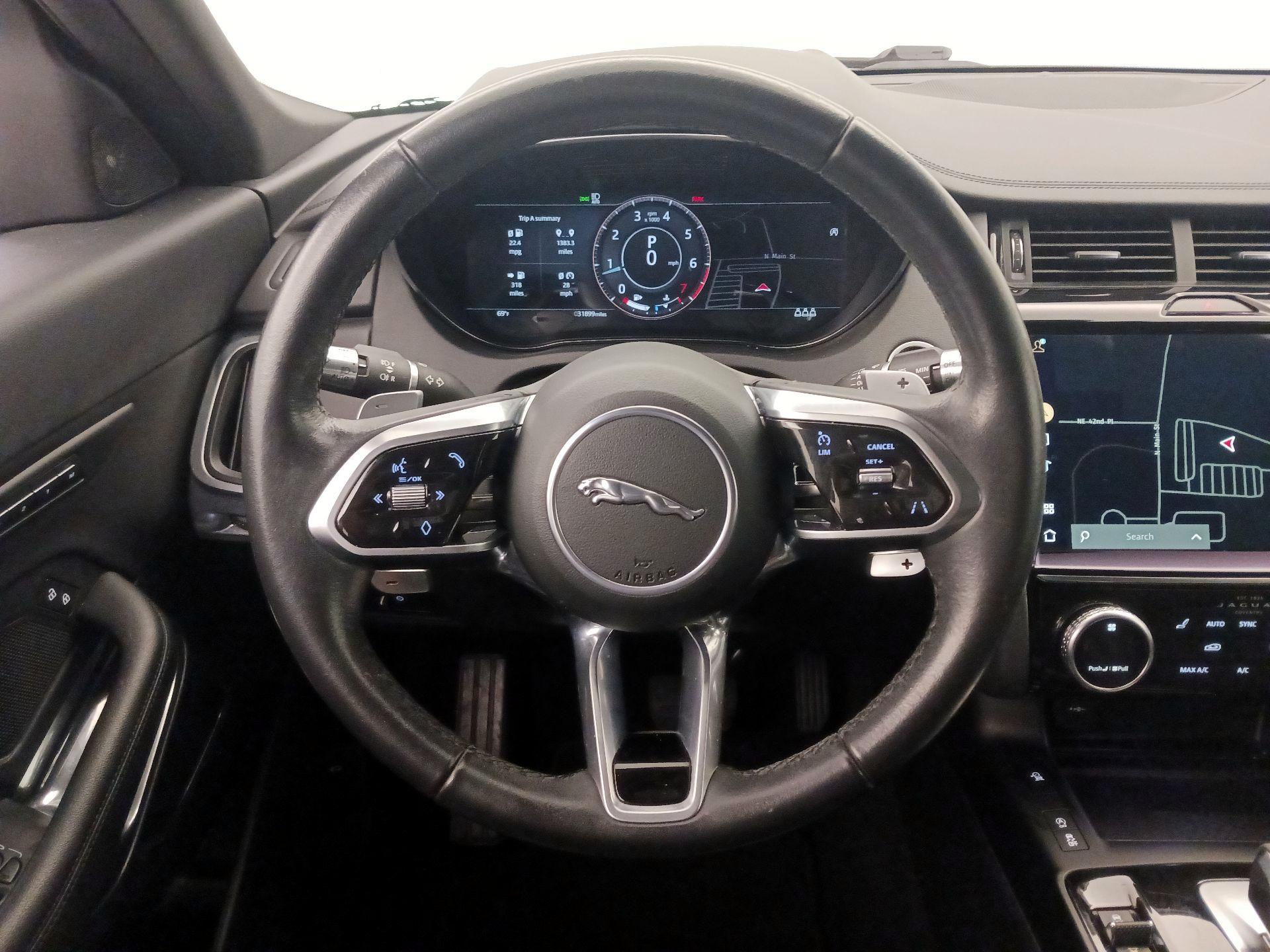 Thumbnail: 2021 Jaguar E-Pace - 10