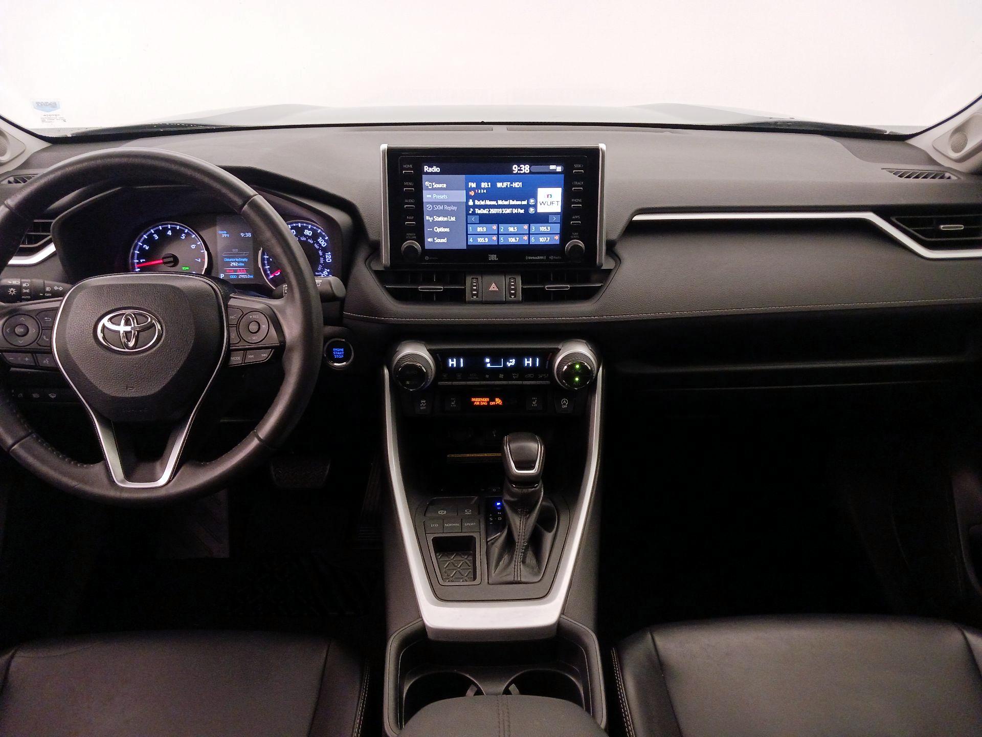 Thumbnail: 2020 Toyota RAV4 - 9