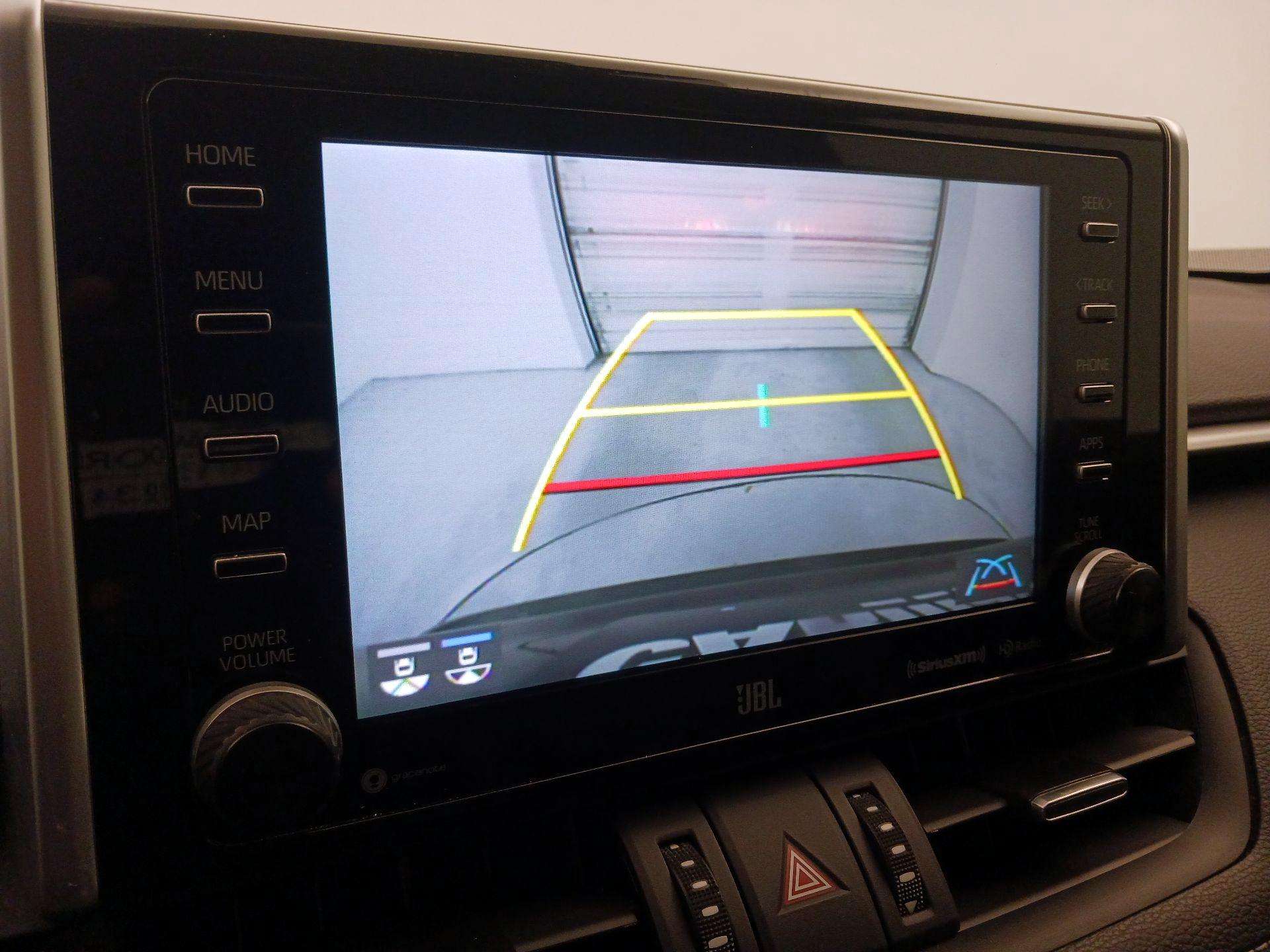 Thumbnail: 2020 Toyota RAV4 - 14