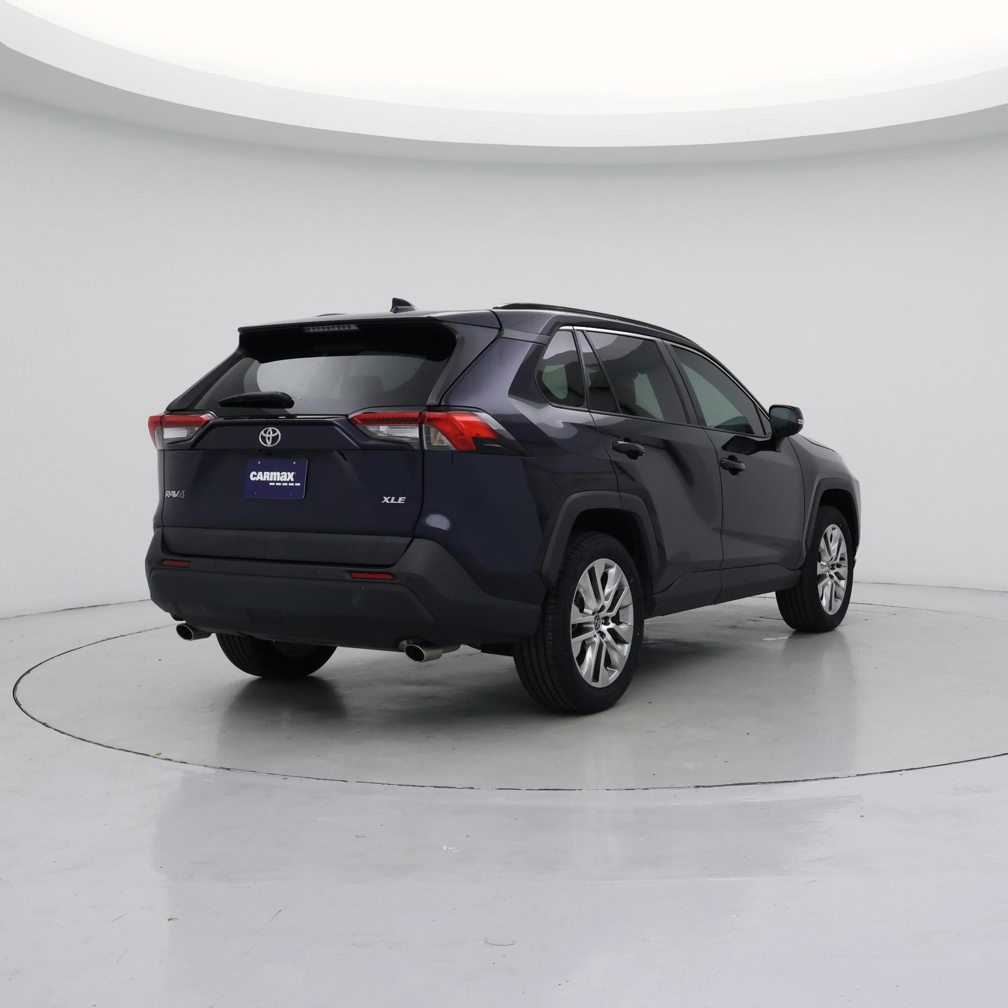 Thumbnail: 2020 Toyota RAV4 - 8