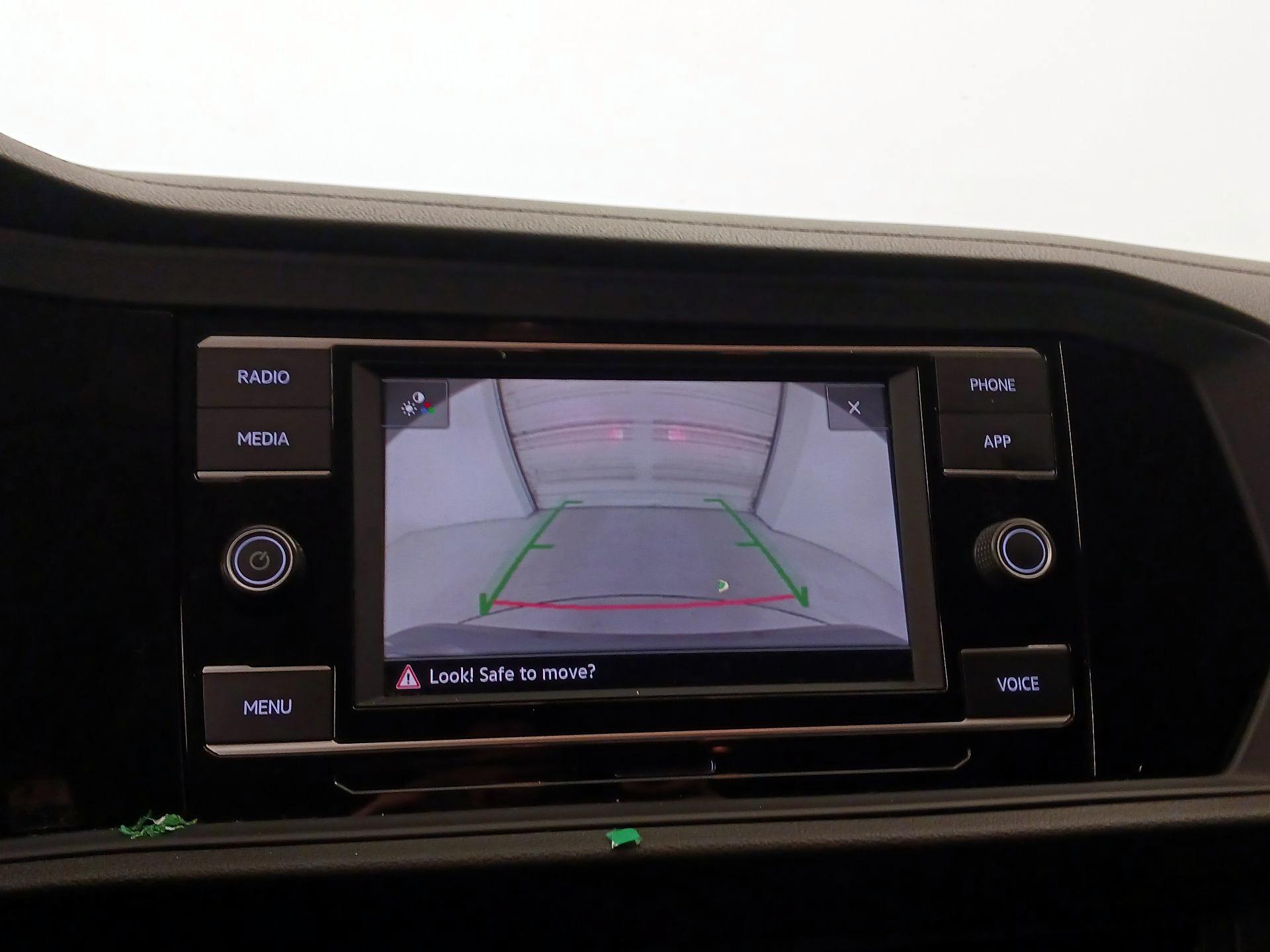 Thumbnail: 2021 Volkswagen Jetta - 14