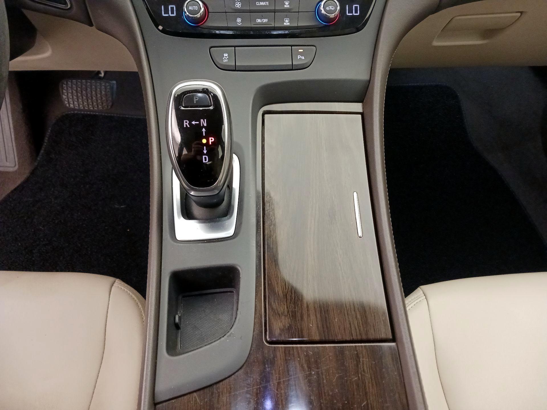 Thumbnail: 2017 Buick LaCrosse - 17