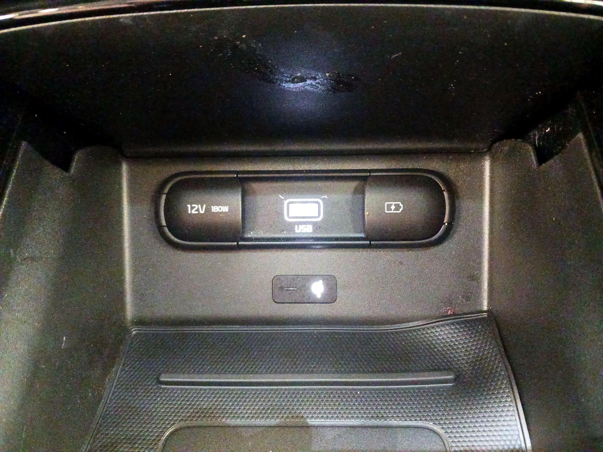 Thumbnail: 2022 Kia Telluride - 18