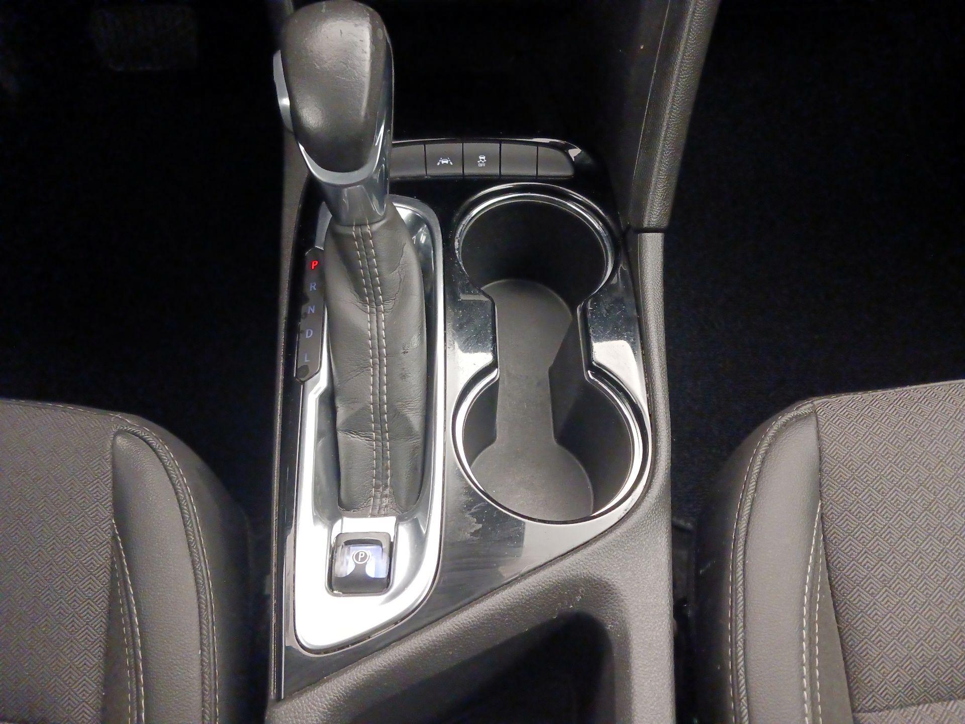 Thumbnail: 2021 Buick Encore GX - 17