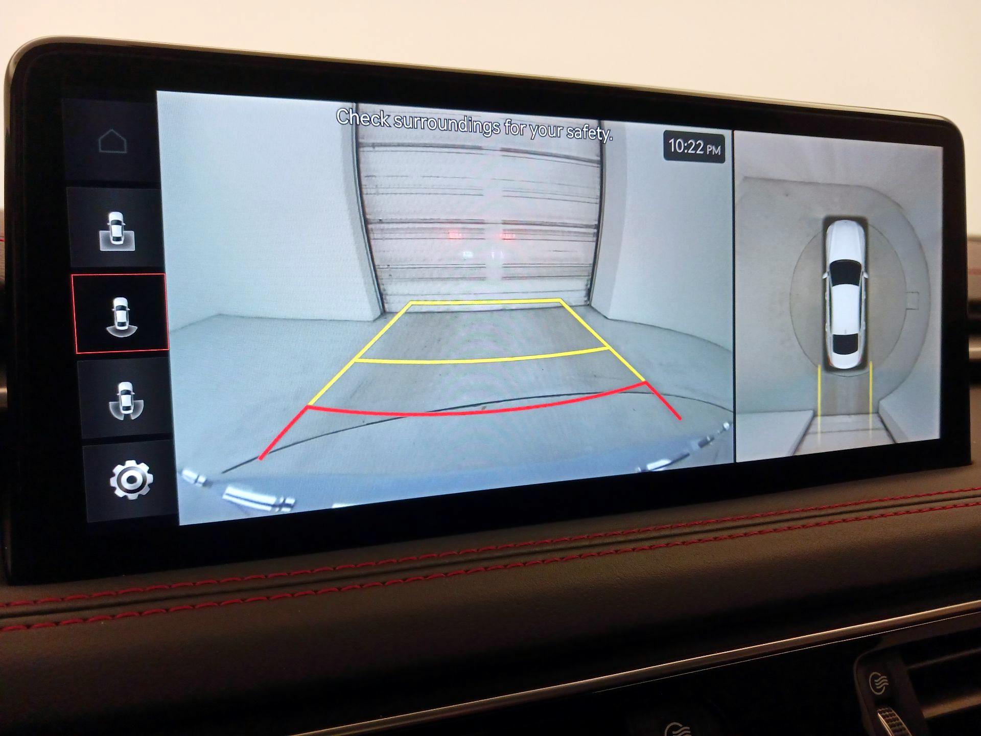 Thumbnail: 2022 Genesis G70 - 15