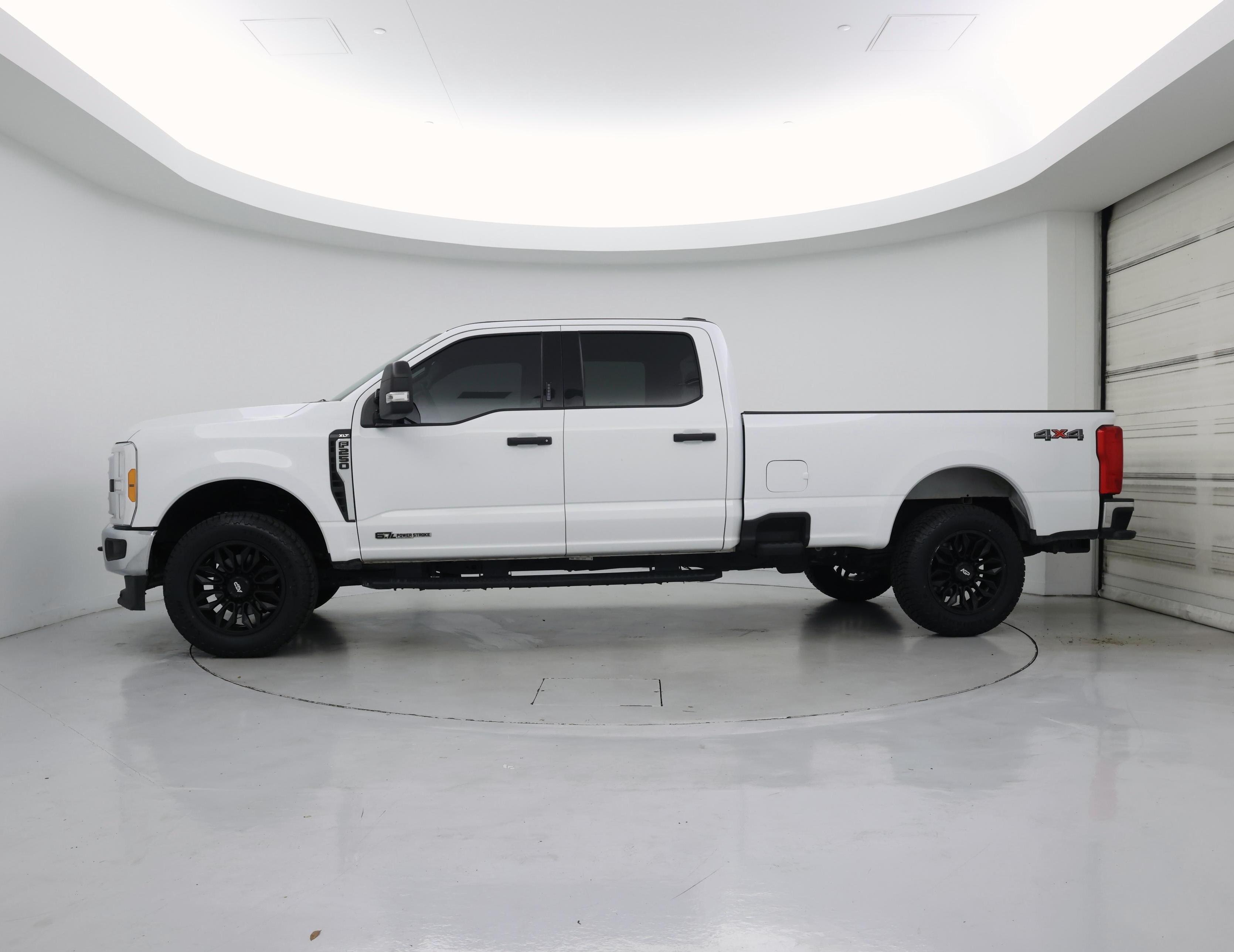 Thumbnail: 2023 Ford F-250 - 3
