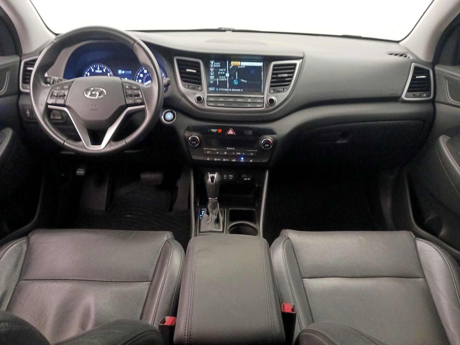 Thumbnail: 2017 Hyundai Tucson - 9