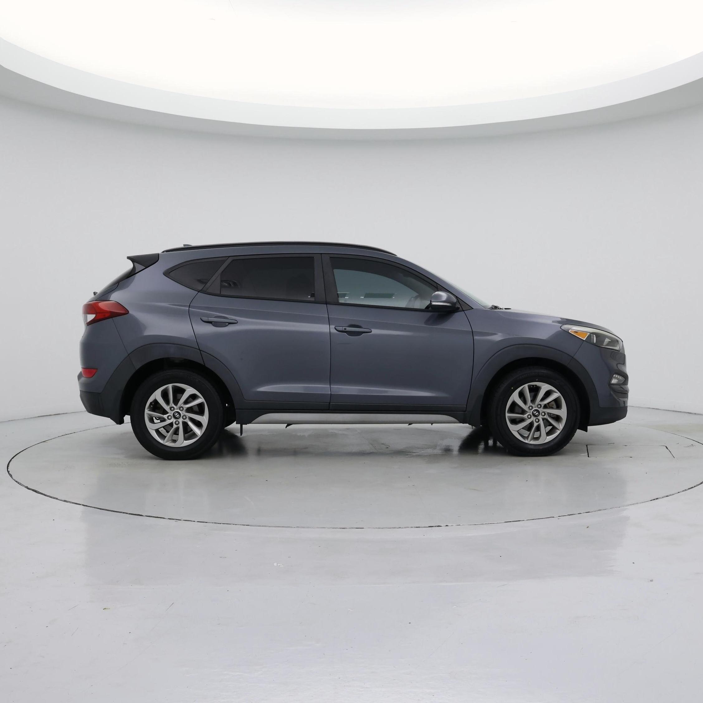 Thumbnail: 2017 Hyundai Tucson - 7