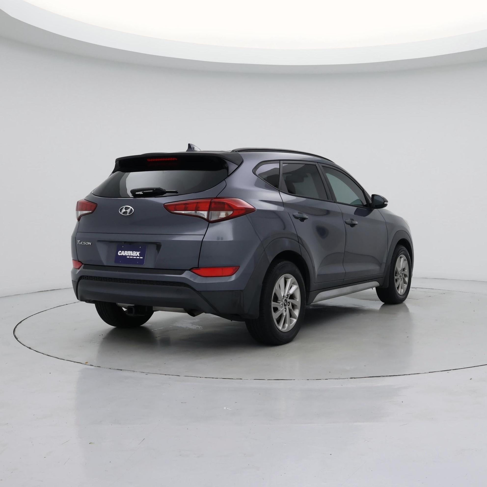 Thumbnail: 2017 Hyundai Tucson - 8