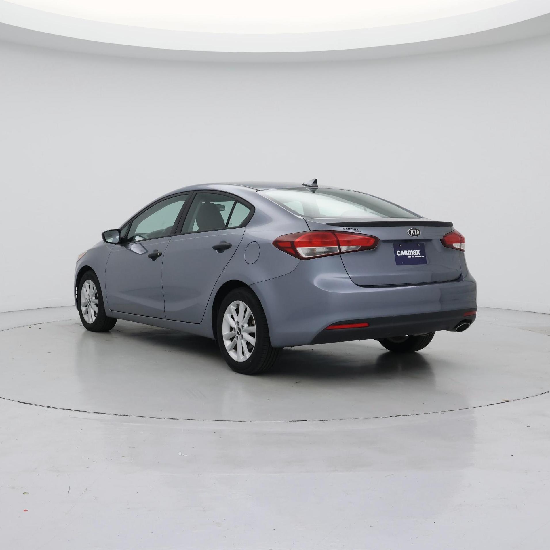 Thumbnail: 2017 Kia Forte - 2