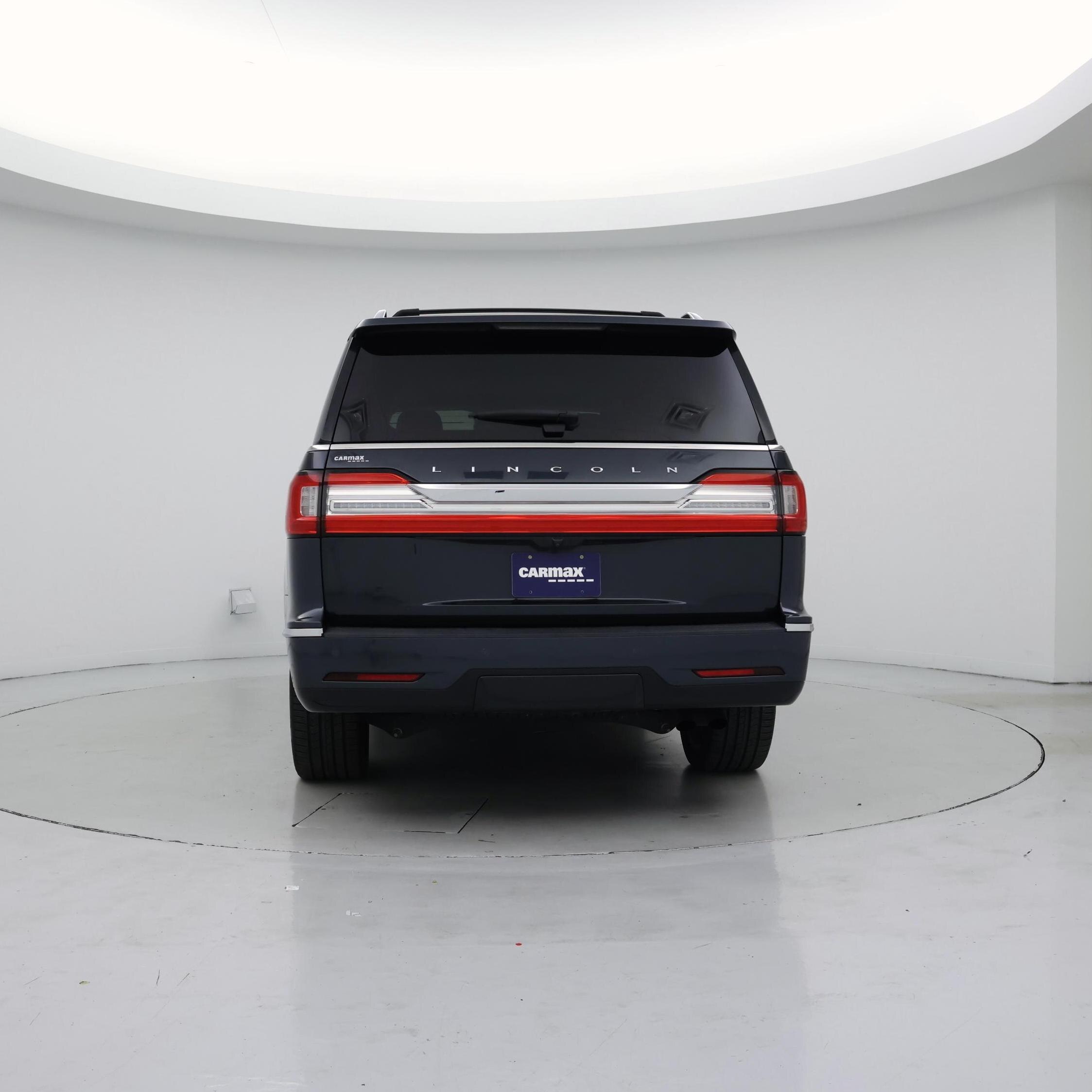 Thumbnail: 2021 Lincoln Navigator L - 6