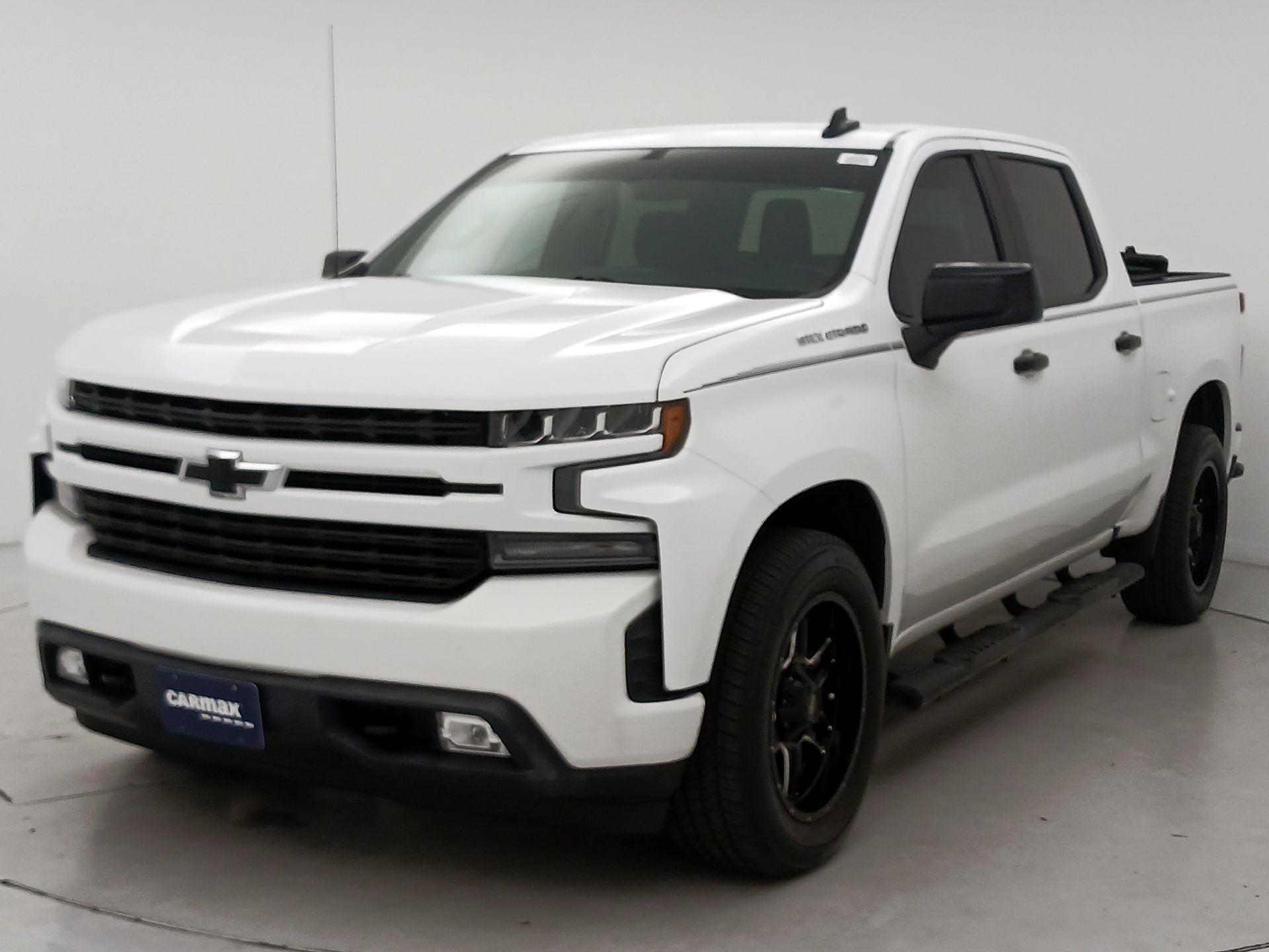 Thumbnail: 2020 Chevrolet Silverado 1500 - 3