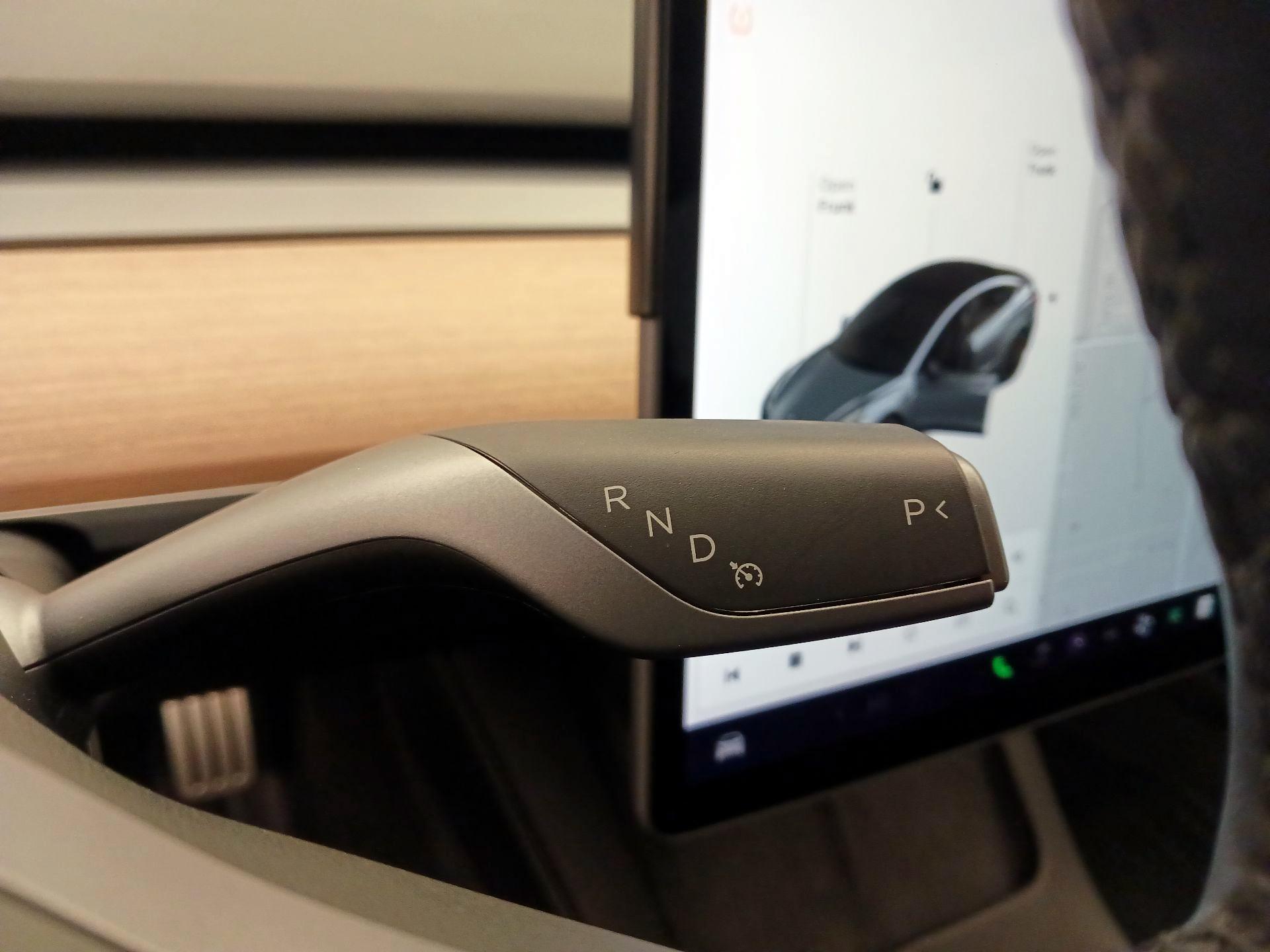 Thumbnail: 2022 Tesla Model 3 - 17