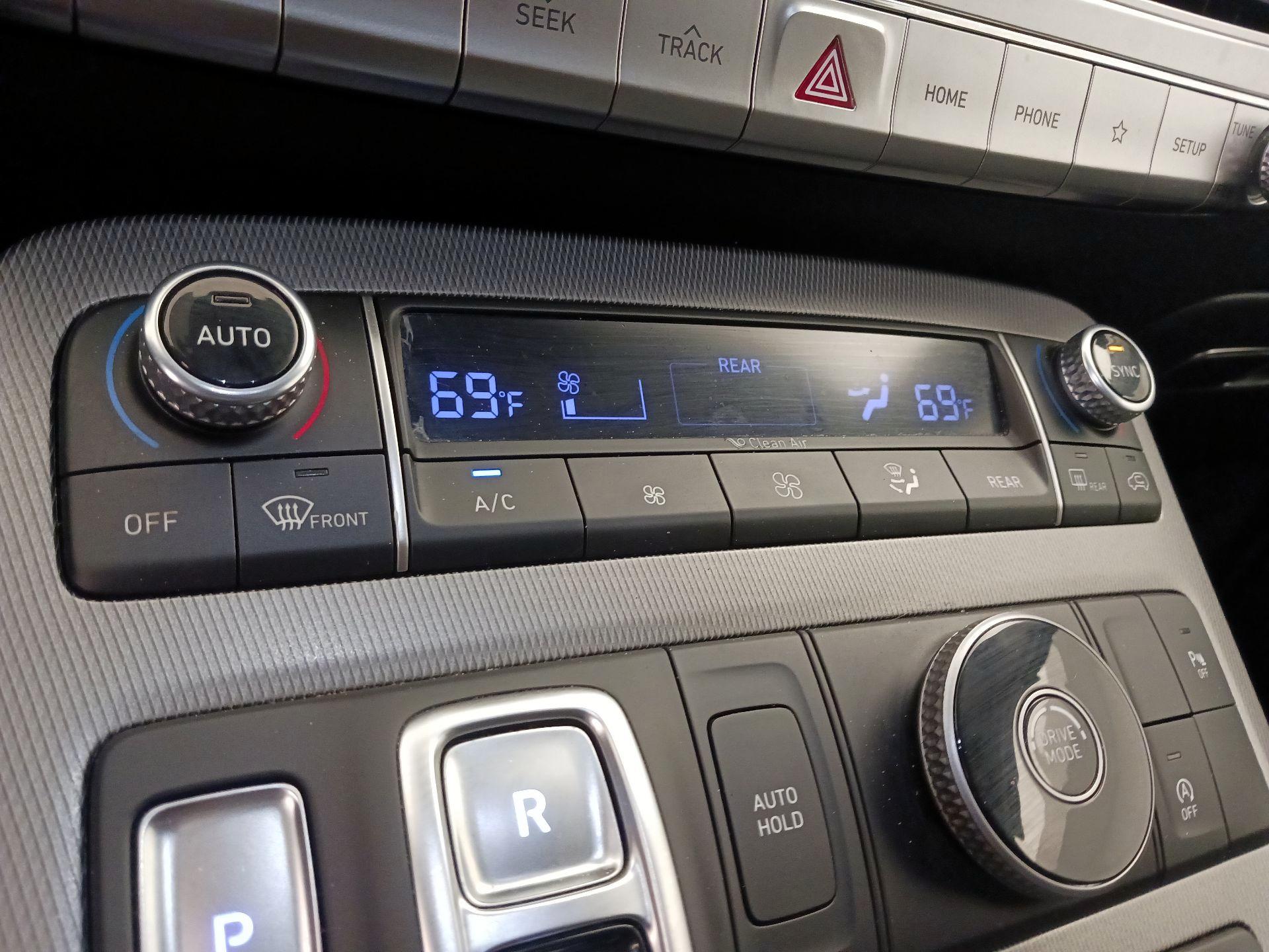 Thumbnail: 2020 Hyundai Palisade - 16