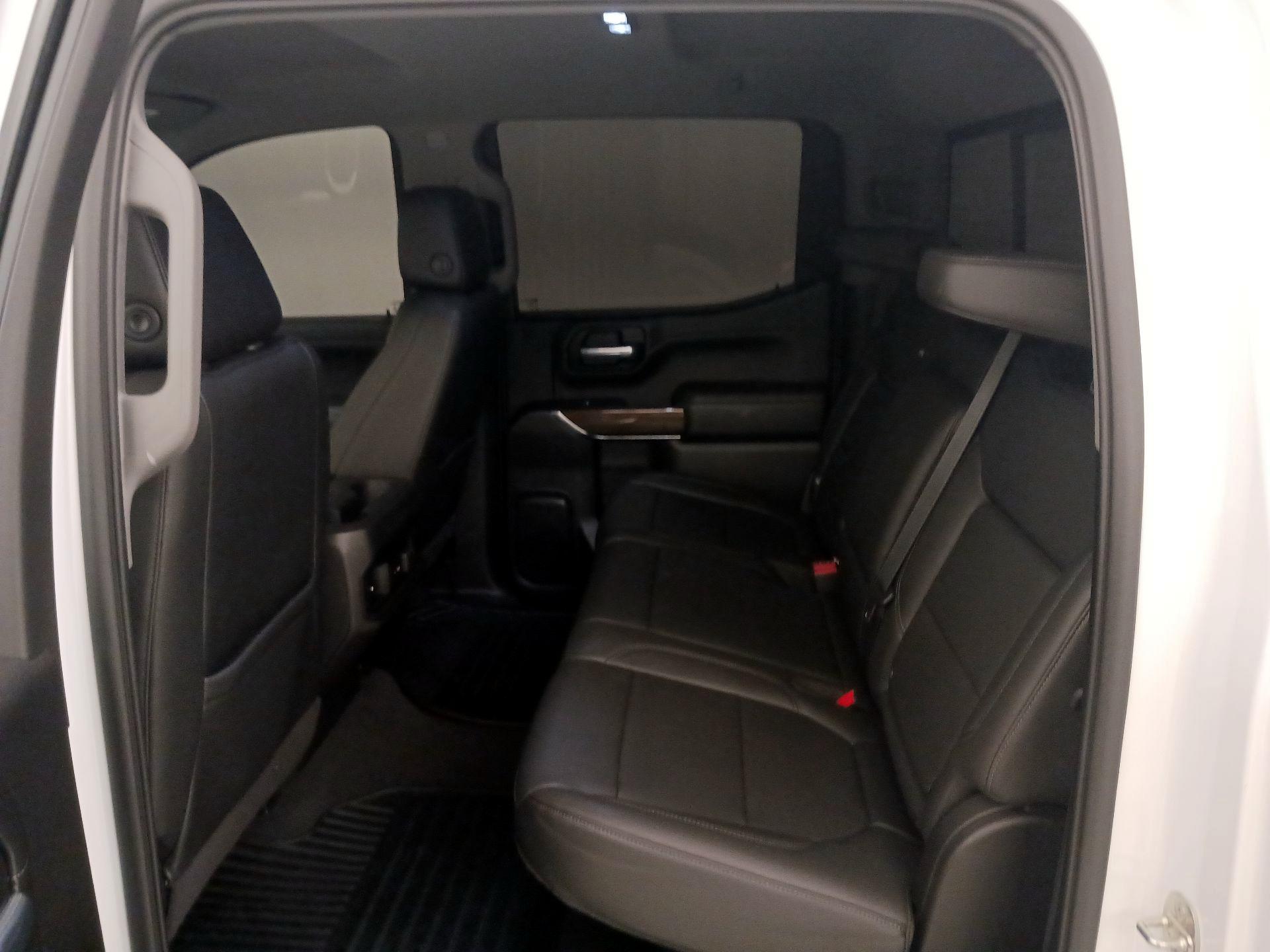 Thumbnail: 2021 Chevrolet Silverado 1500 - 19