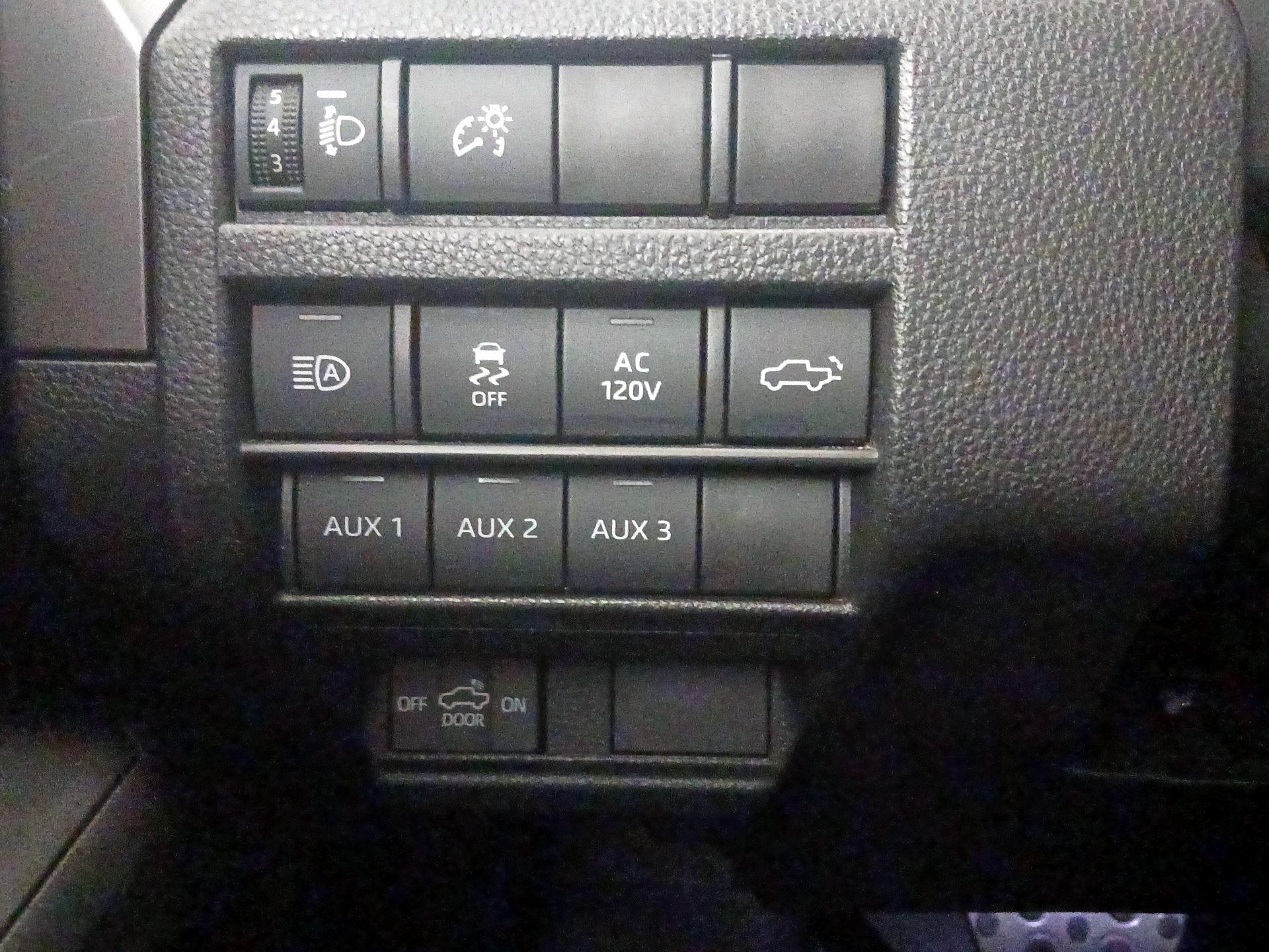 Thumbnail: 2024 Toyota Tacoma - 13