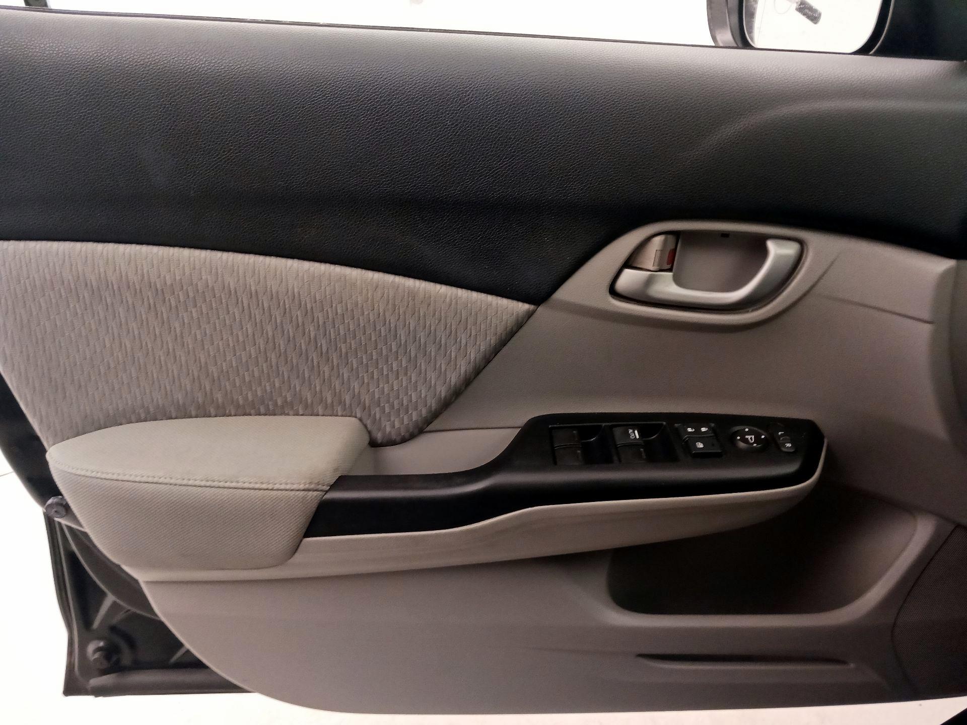 Thumbnail: 2015 Honda Civic - 12