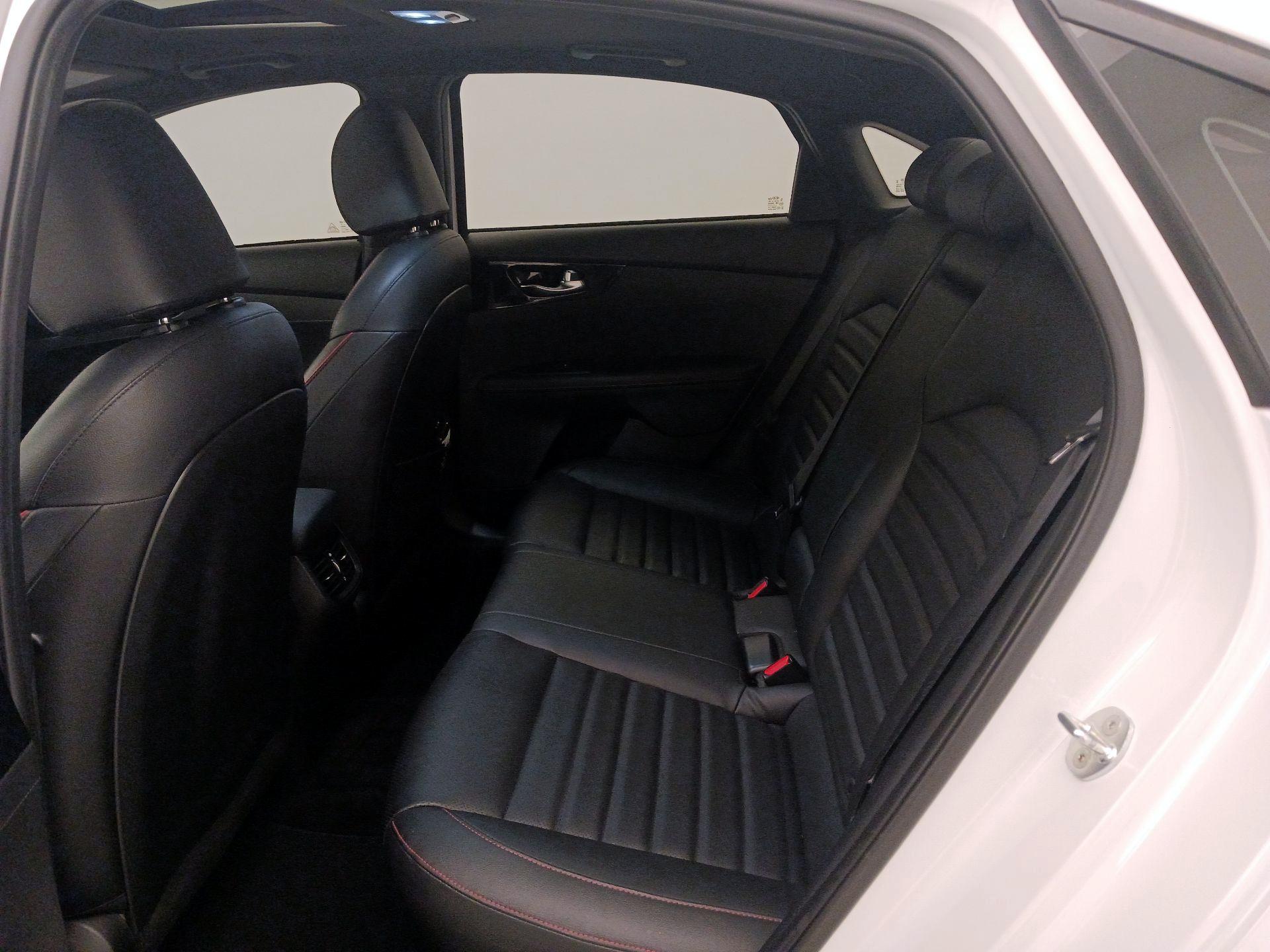 Thumbnail: 2021 Kia Forte - 20