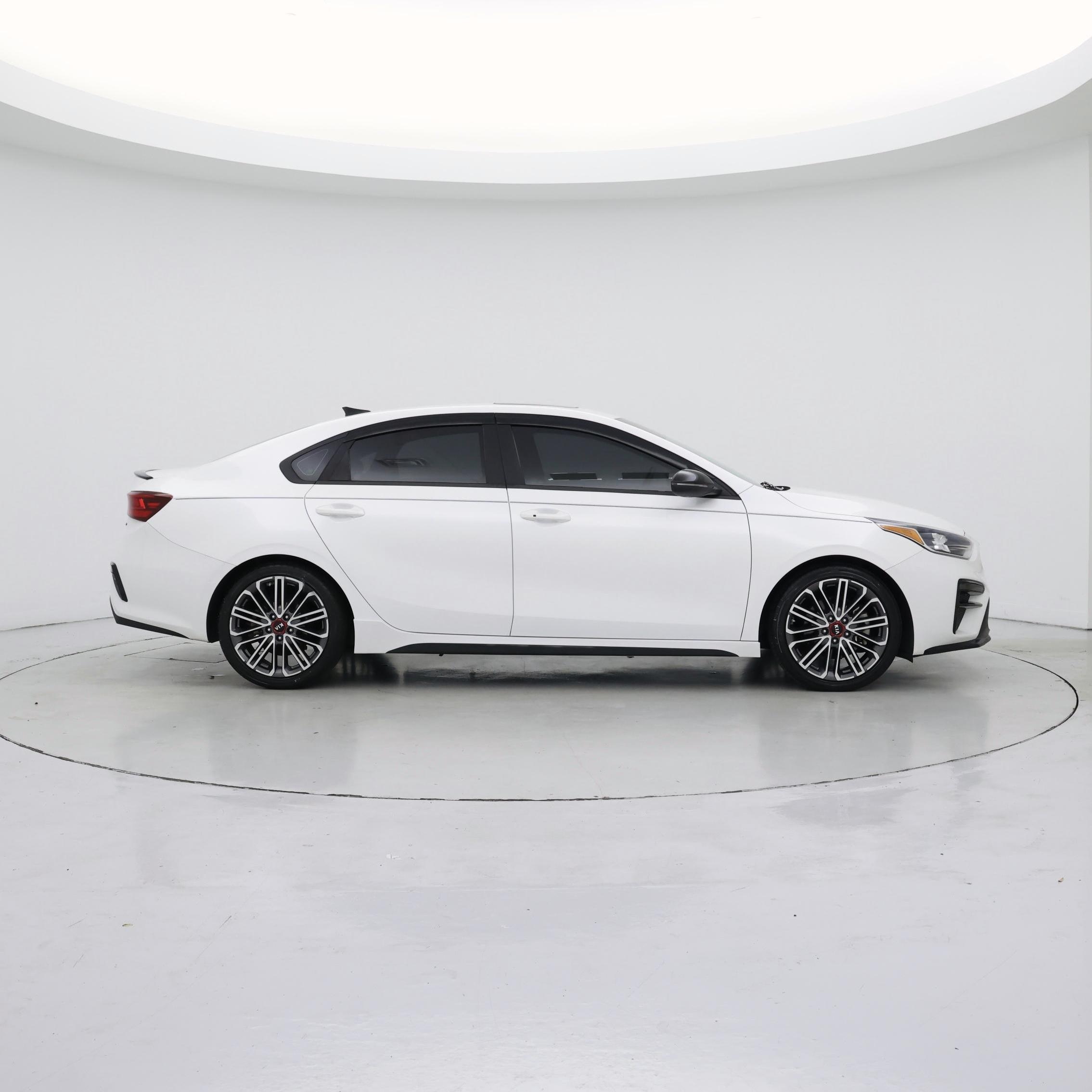 Thumbnail: 2021 Kia Forte - 7