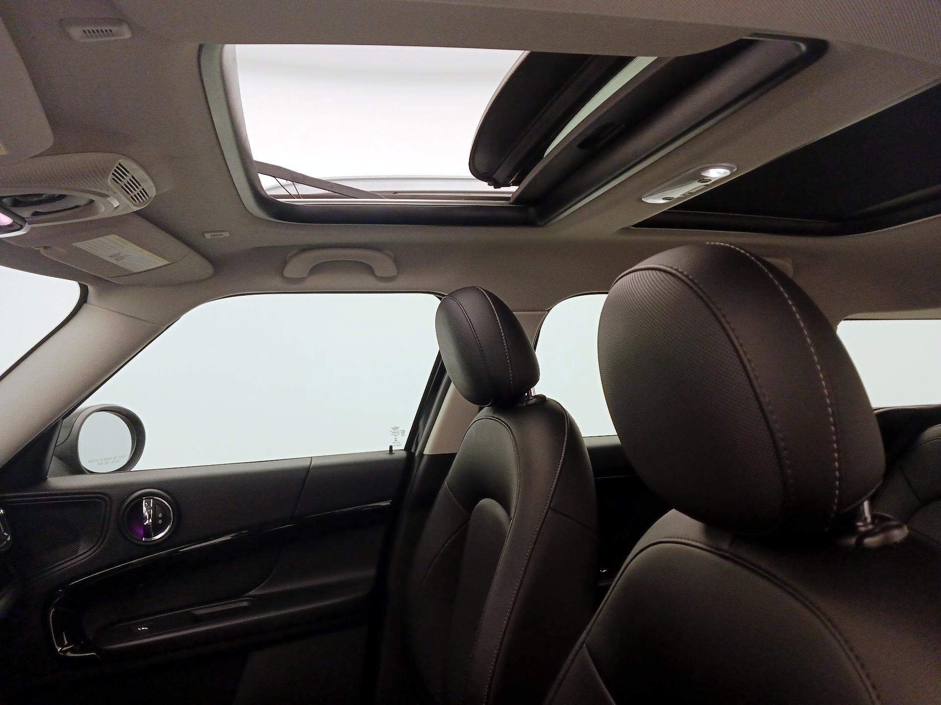 Thumbnail: 2019 MINI Cooper Countryman - 19