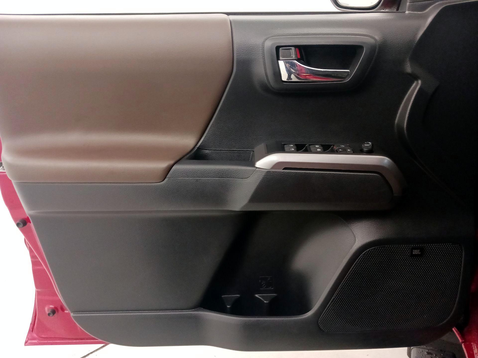 Thumbnail: 2023 Toyota Tacoma - 12