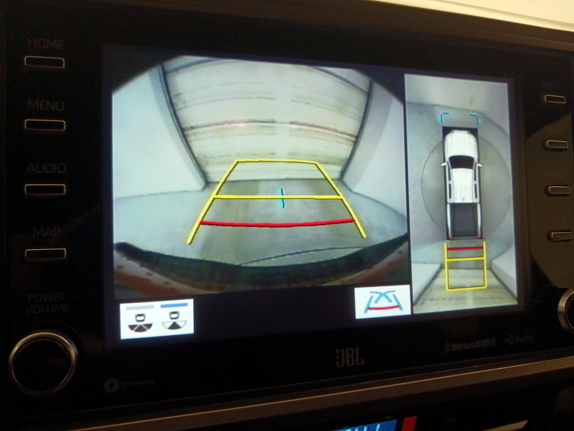 Thumbnail: 2023 Toyota Tacoma - 15