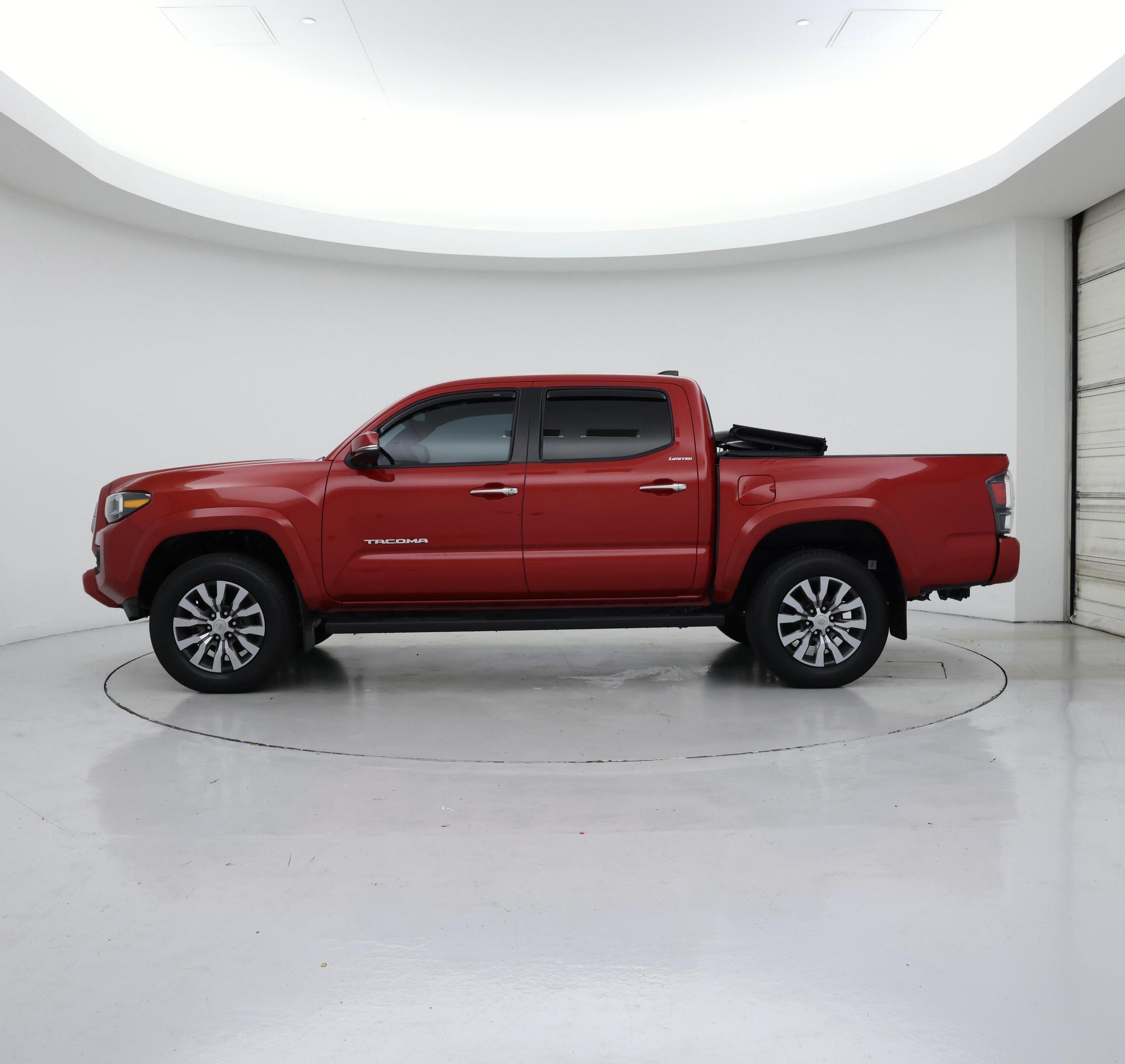 Thumbnail: 2023 Toyota Tacoma - 3