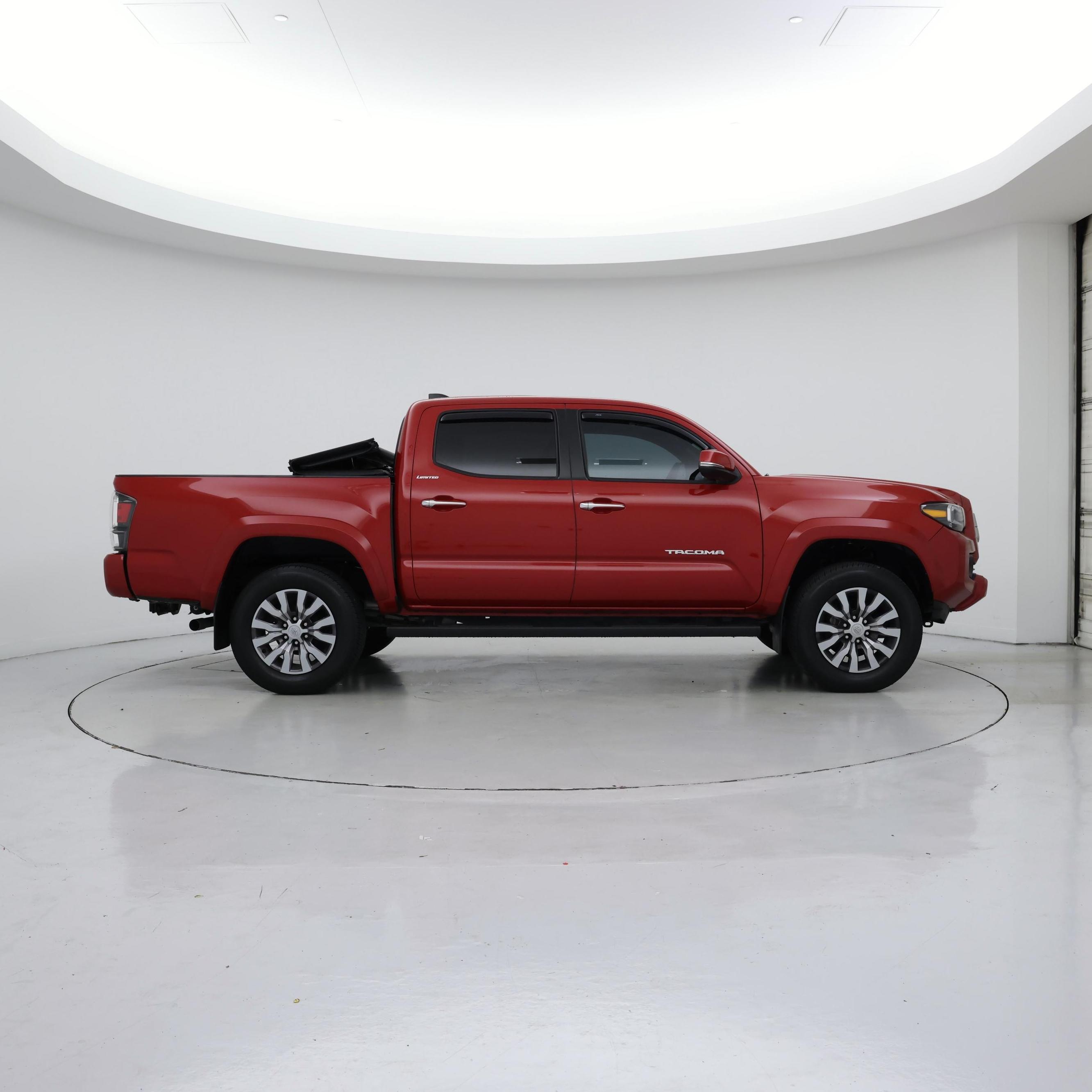 Thumbnail: 2023 Toyota Tacoma - 7
