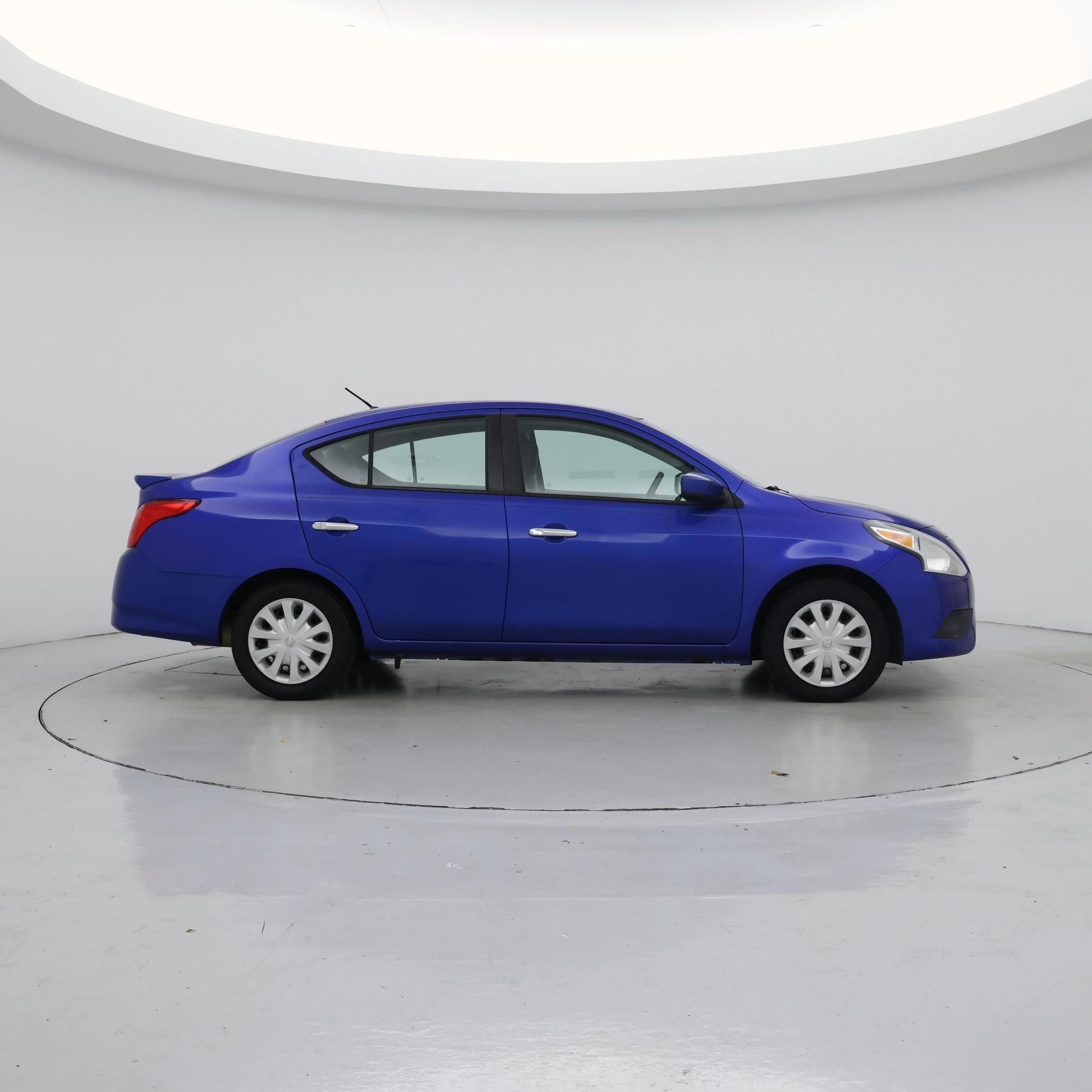 Thumbnail: 2017 Nissan Versa - 7
