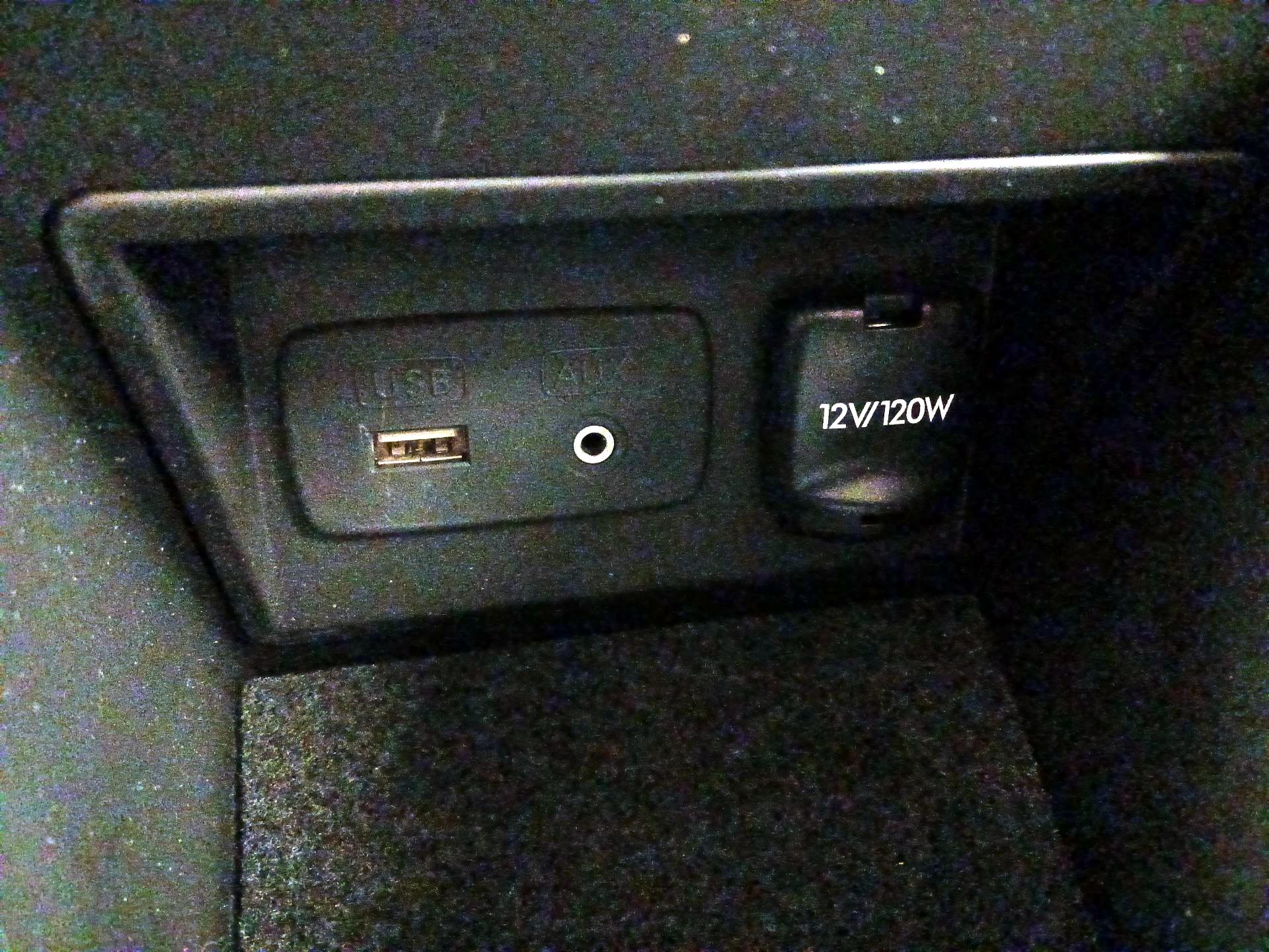 Thumbnail: 2014 Subaru Legacy - 17