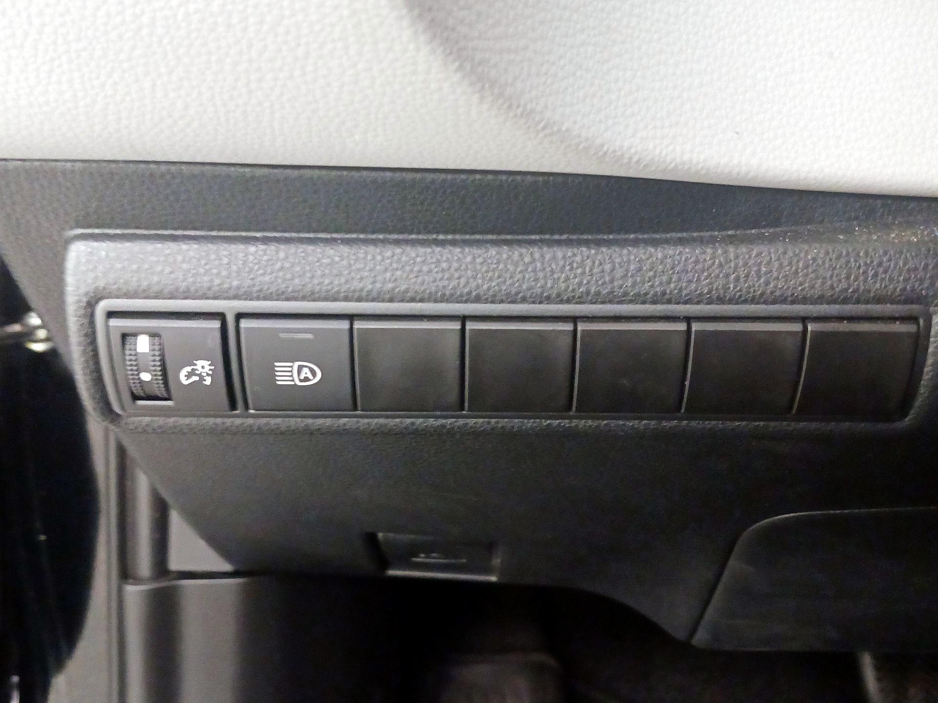 Thumbnail: 2024 Toyota Corolla - 13