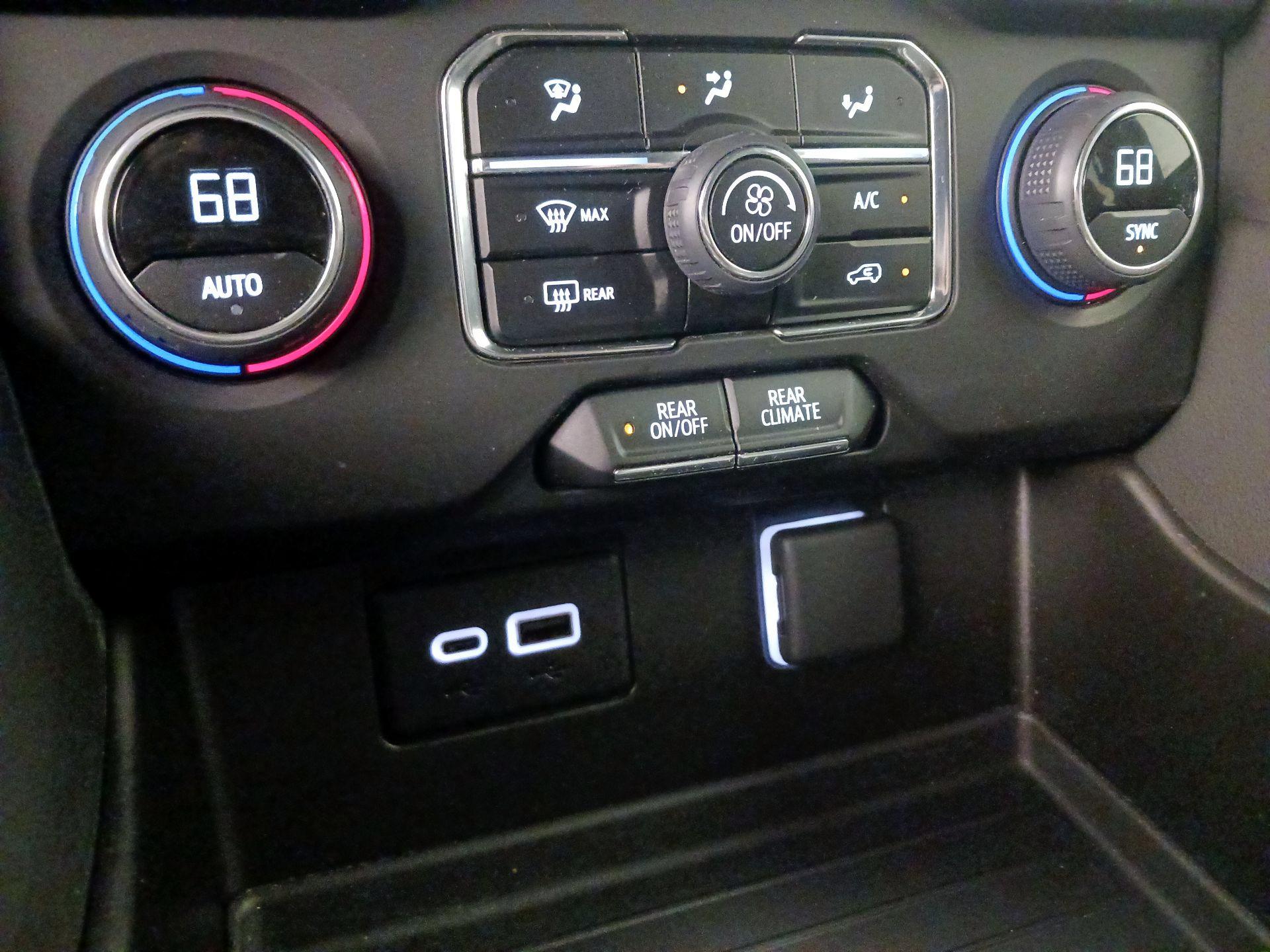 Thumbnail: 2024 Chevrolet Tahoe - 16