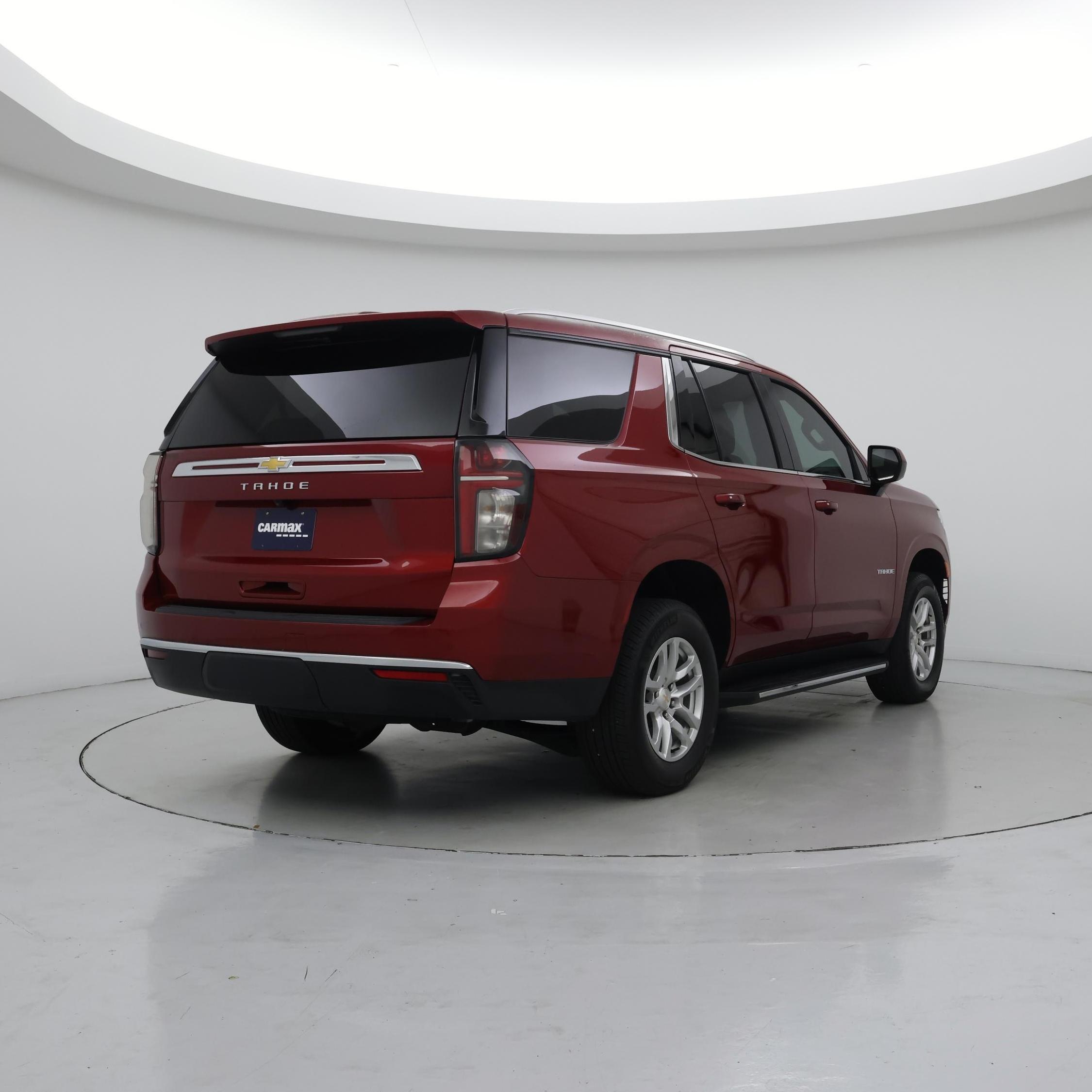 Thumbnail: 2024 Chevrolet Tahoe - 8